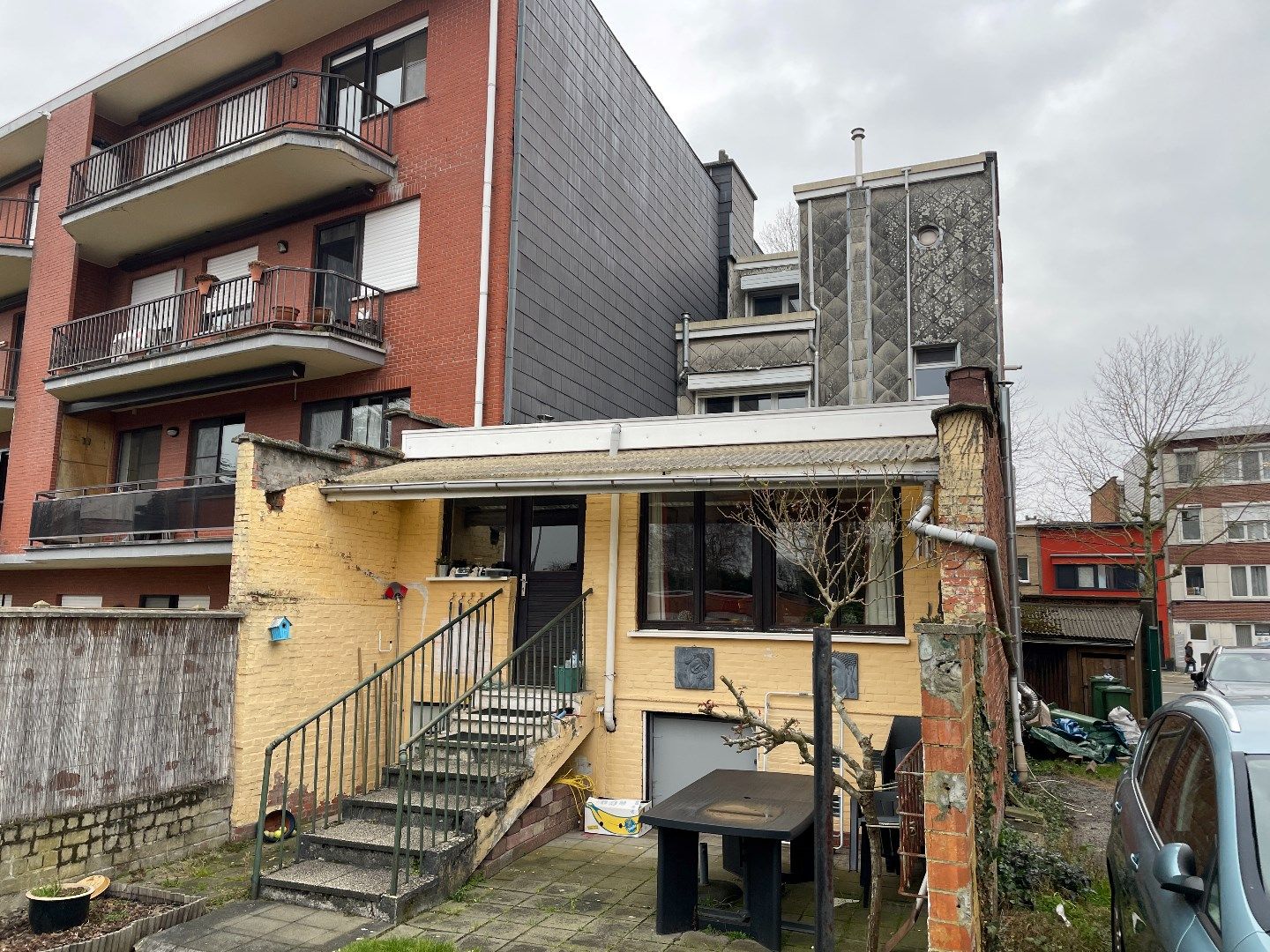 Woning met bouwgrond en achterliggend atelier foto 5