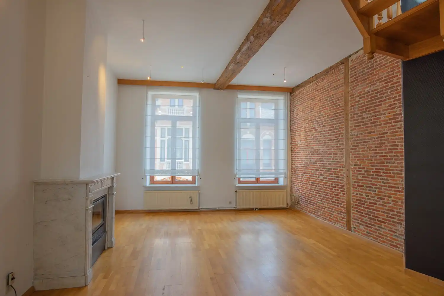 Voormalige tandartspraktijk met ruim duplexappartement, parking en zonnig dakterras in het centrum van Aarschot foto 15