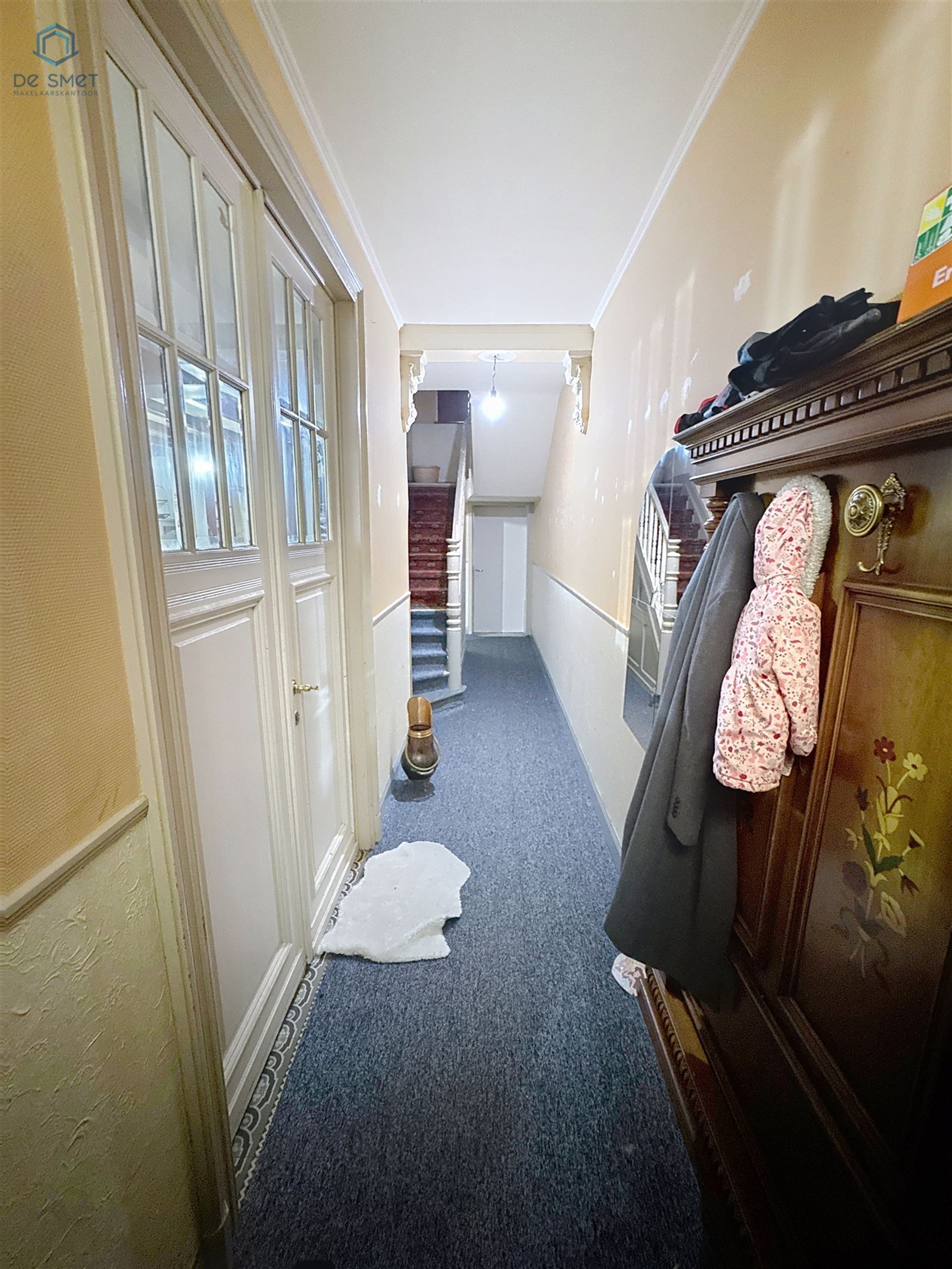 Op te frissen woning met 4 slaapkamers en stadstuintje vlak bij het centrum van Geraardsbergen foto 2