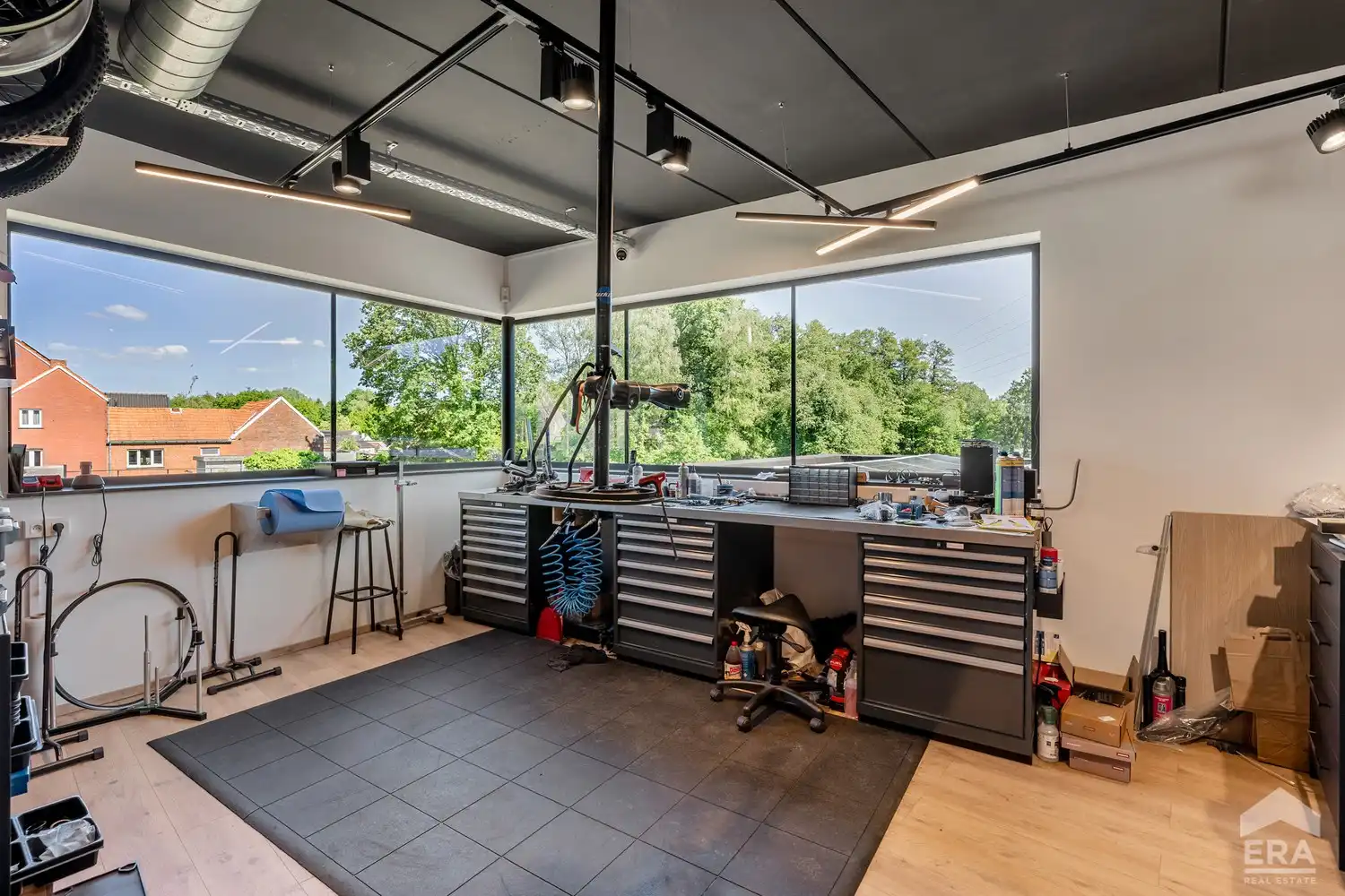 Handelspand met woonst foto 49