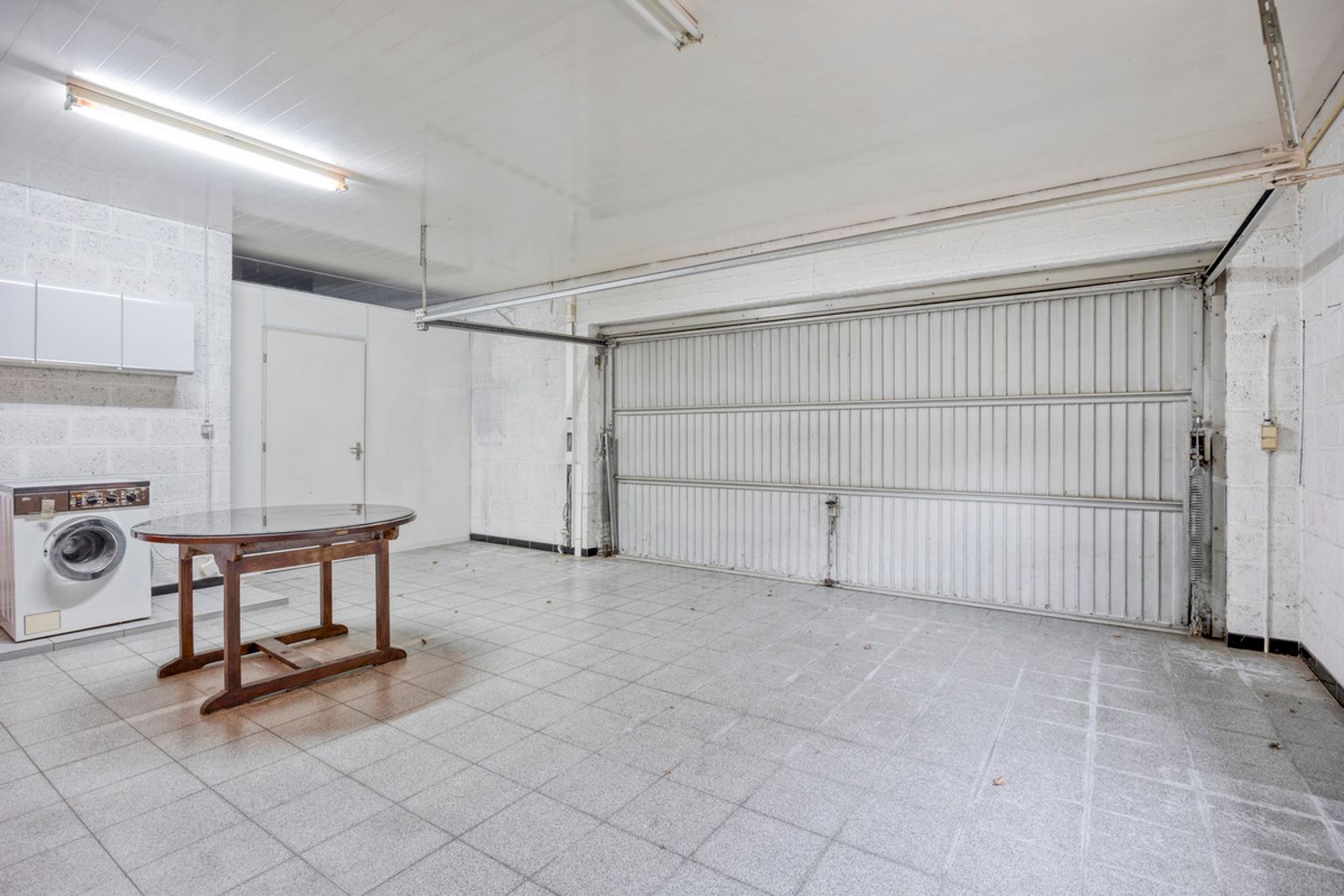 Bungalow van 176 m² met garage en tuin foto 17