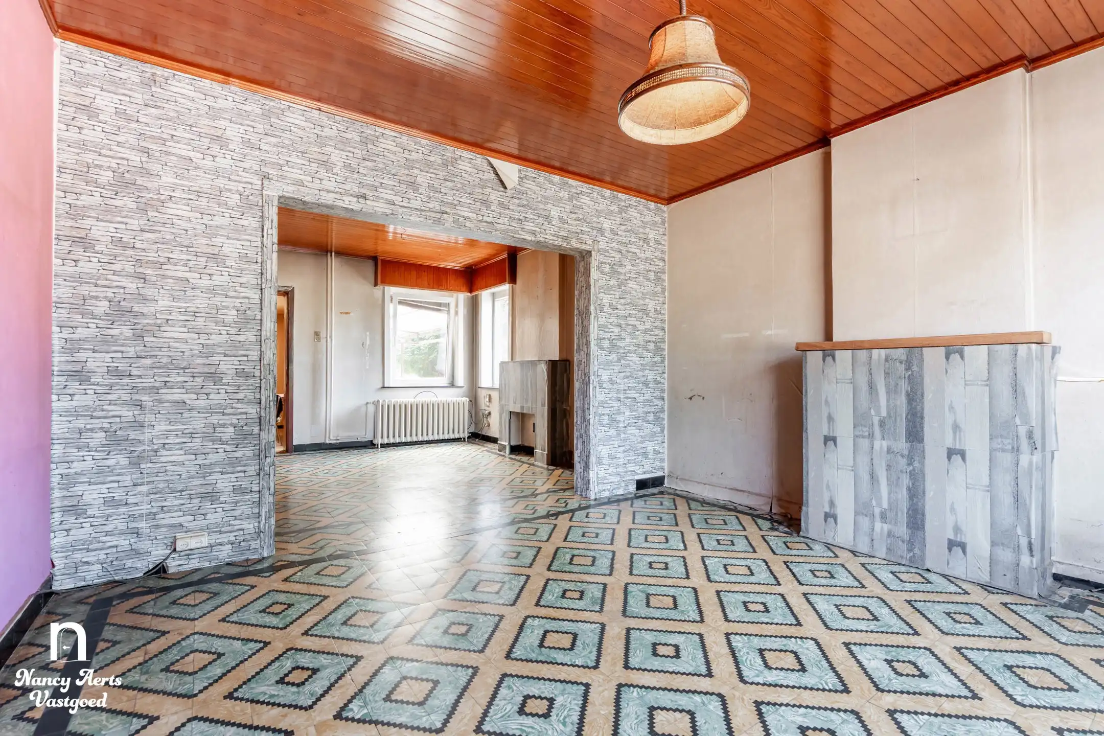 Karaktervolle renovatiewoning met tuin veel potentieel foto 5