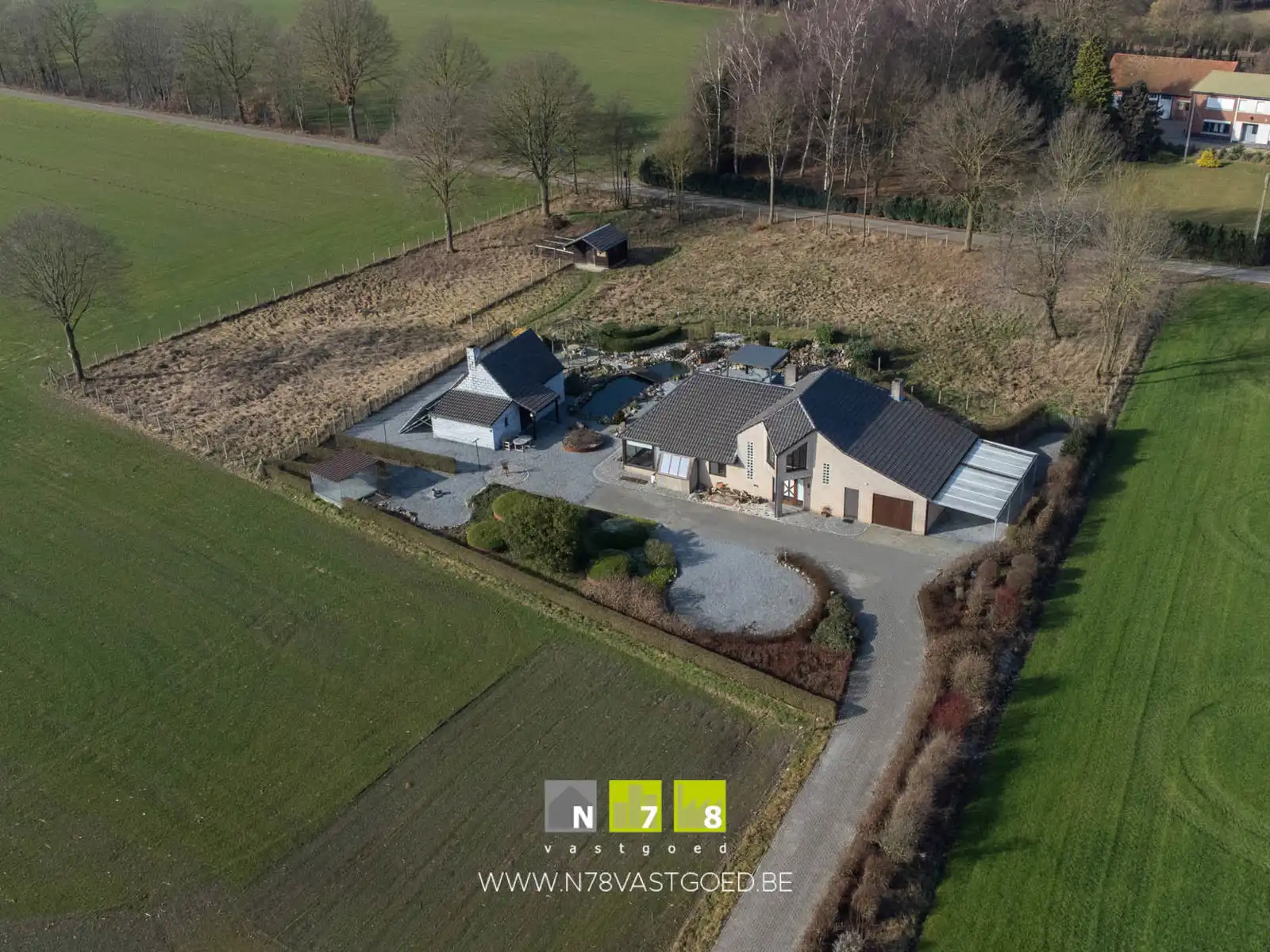 Huis te koop foto {{pictureIndex}}