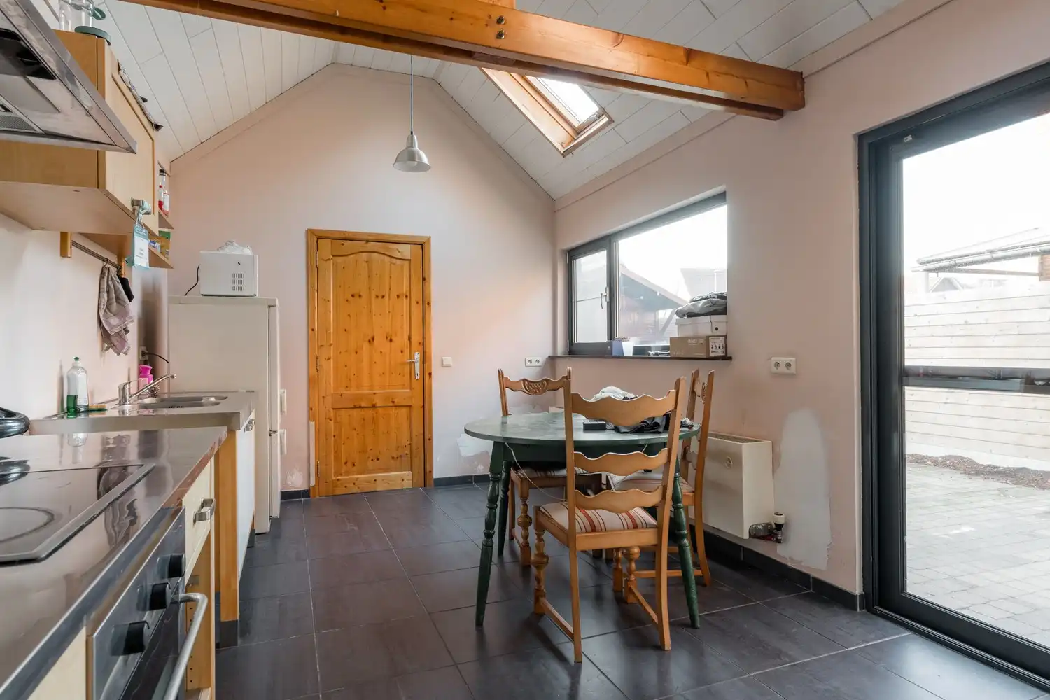 Leuke woning nabij het centrum van Pelt foto 12