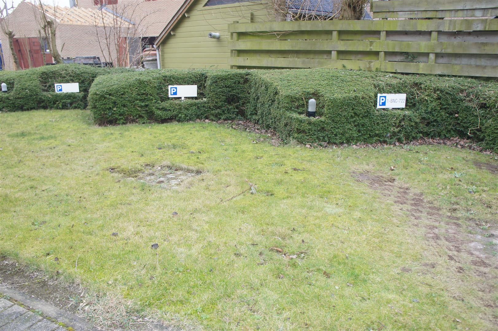 Diverse buitenstaanplaats(en) te huur vlak buiten het centrum van De Haan. foto 3