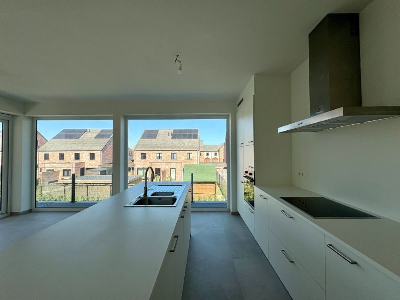 NIEUWBOUWAPPARTEMENT MET 1 SLAAPKAMER, RUIM TERRAS EN GARAGEBOX foto 6