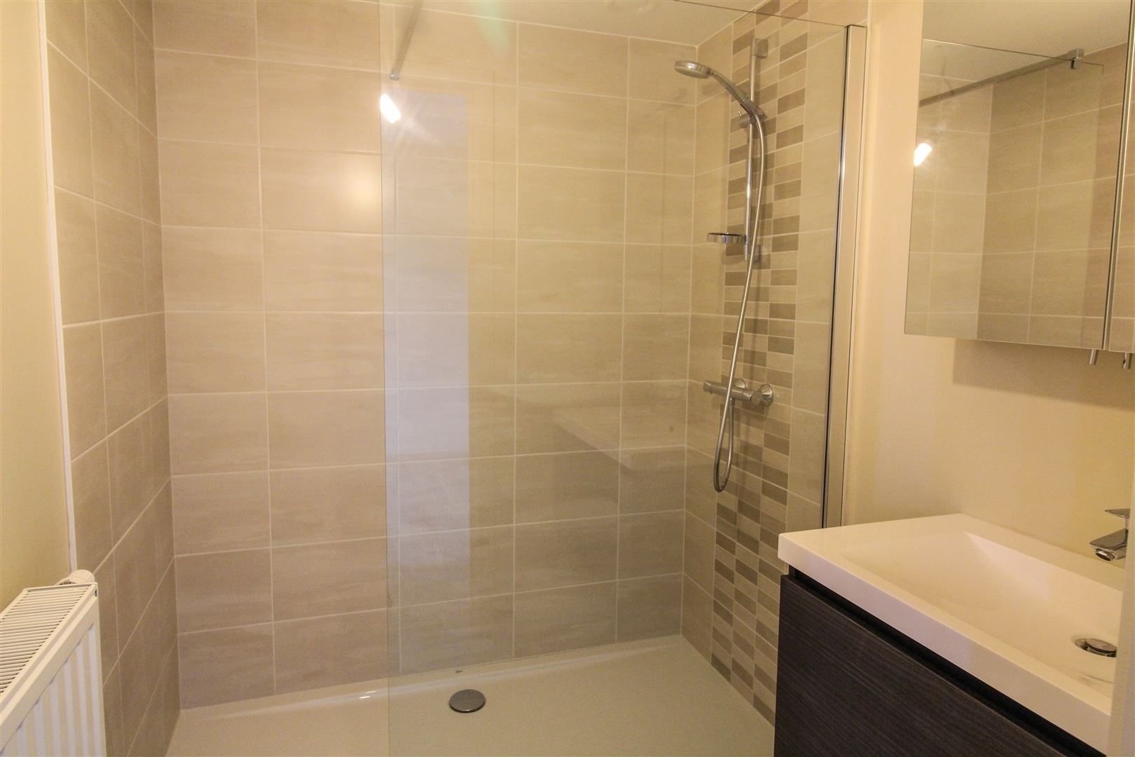 Prachtig nieuwbouw appartement in nieuwe wijk foto 5