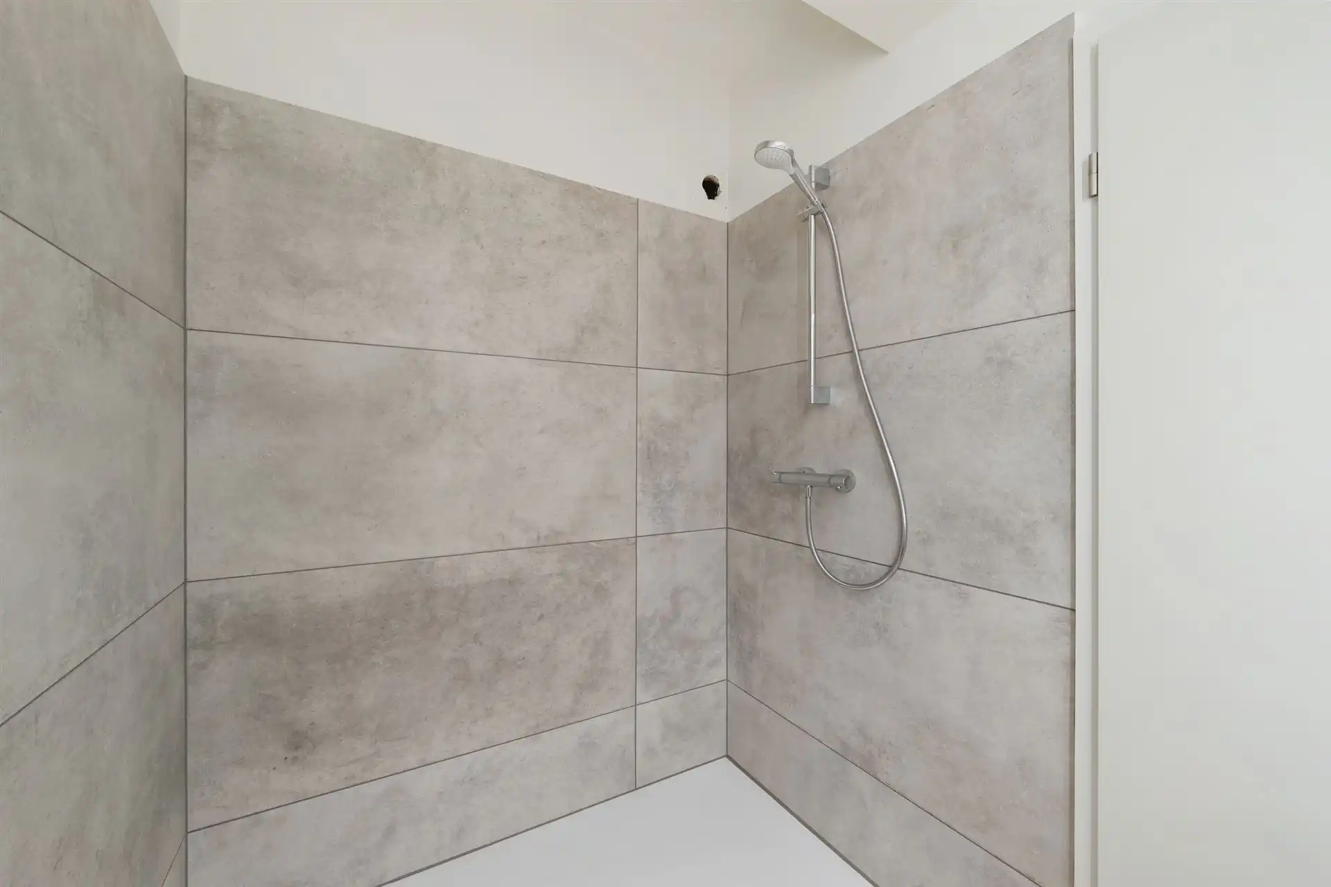 Prachtig gerenoveerd appartement op TOPligging Oostende! foto 14