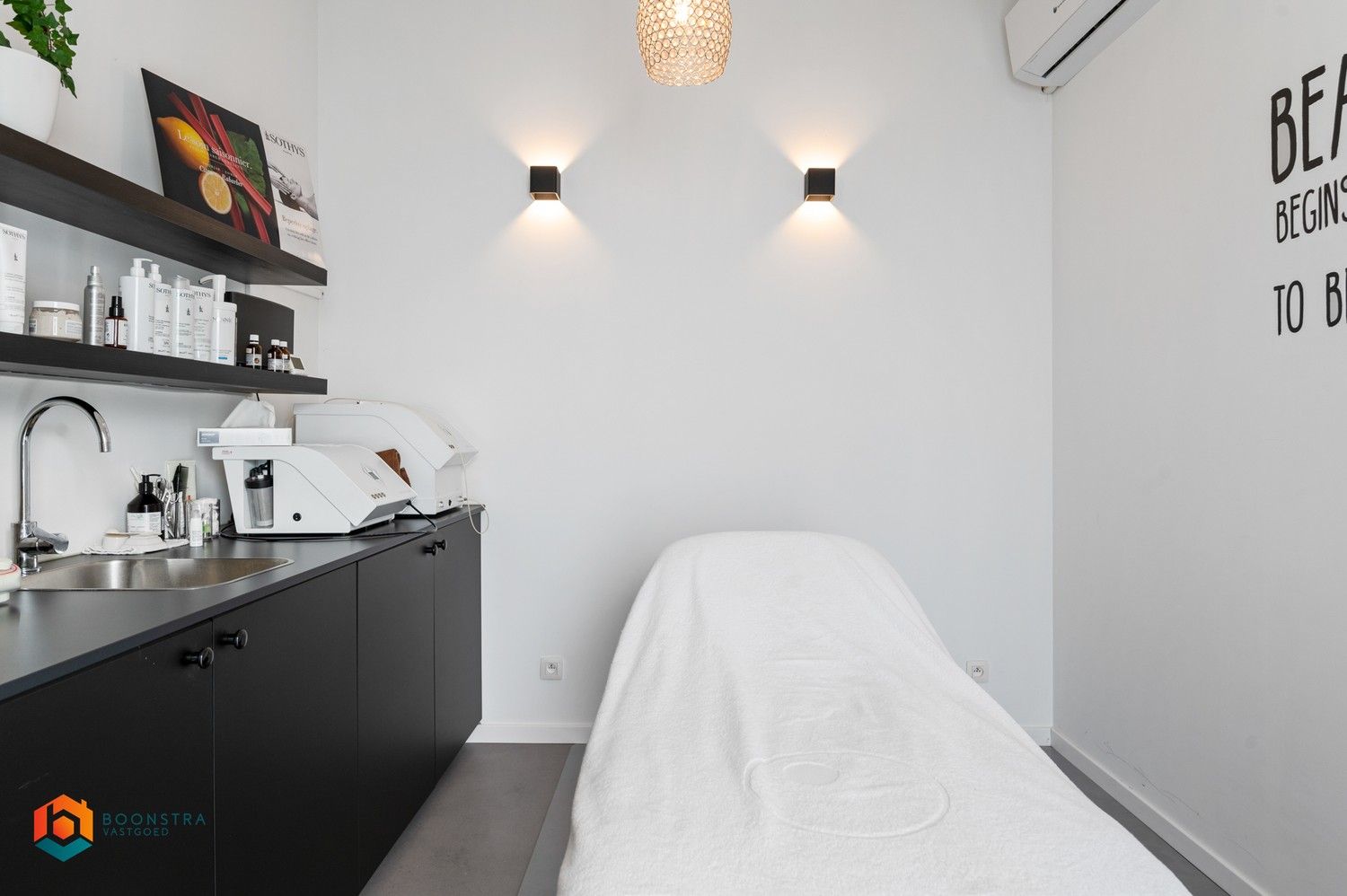 Exclusieve moderne villa met handelsruimte te Schriek foto 31