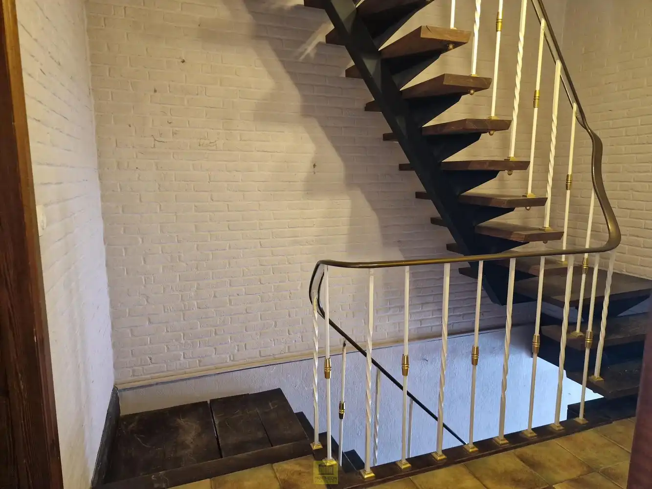 Ruime woning met tuin, garage en tal van mogelijkheden. foto 6