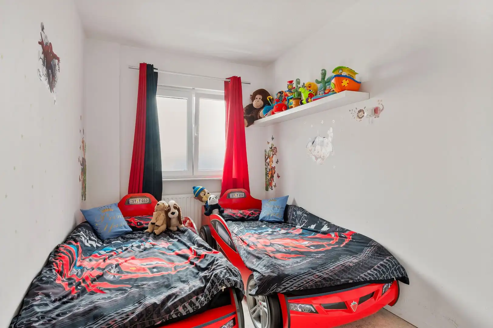 Energiezuinig en gezellig verhuurd appartement met 2 slaapkamers en balkon achteraan nabij het station van Kortrijk foto 7