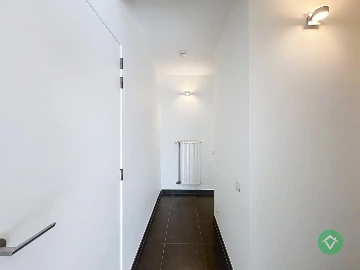 Instapklaar gelijkvloers appartement met staanplaats te Gistel foto 18