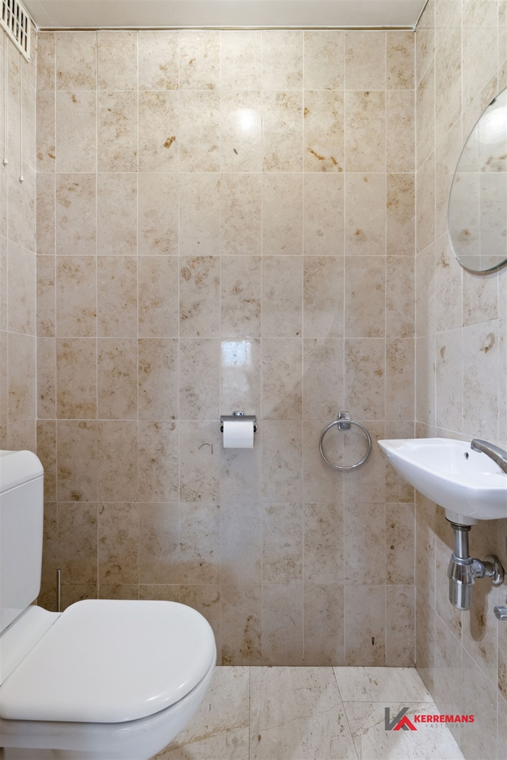 Instapklaar appartement met 3 slaapkamers en garage.  foto 5