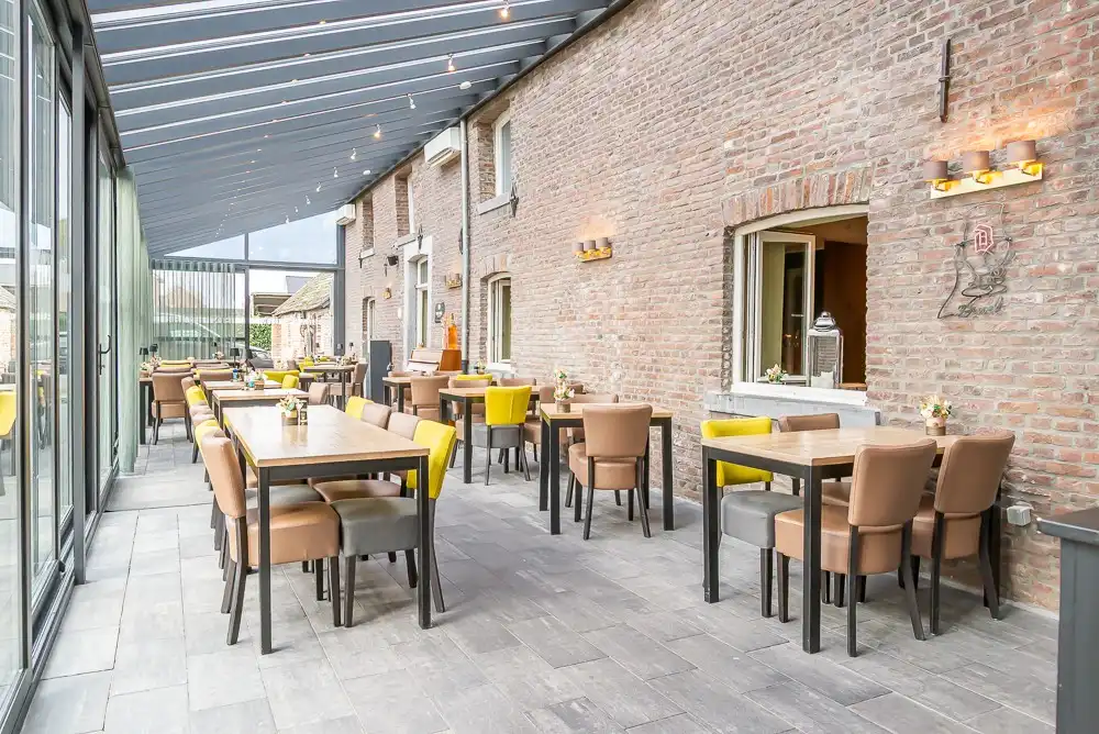 Brasserie met B&B Sint Pieter in het hart van Rekem foto 16