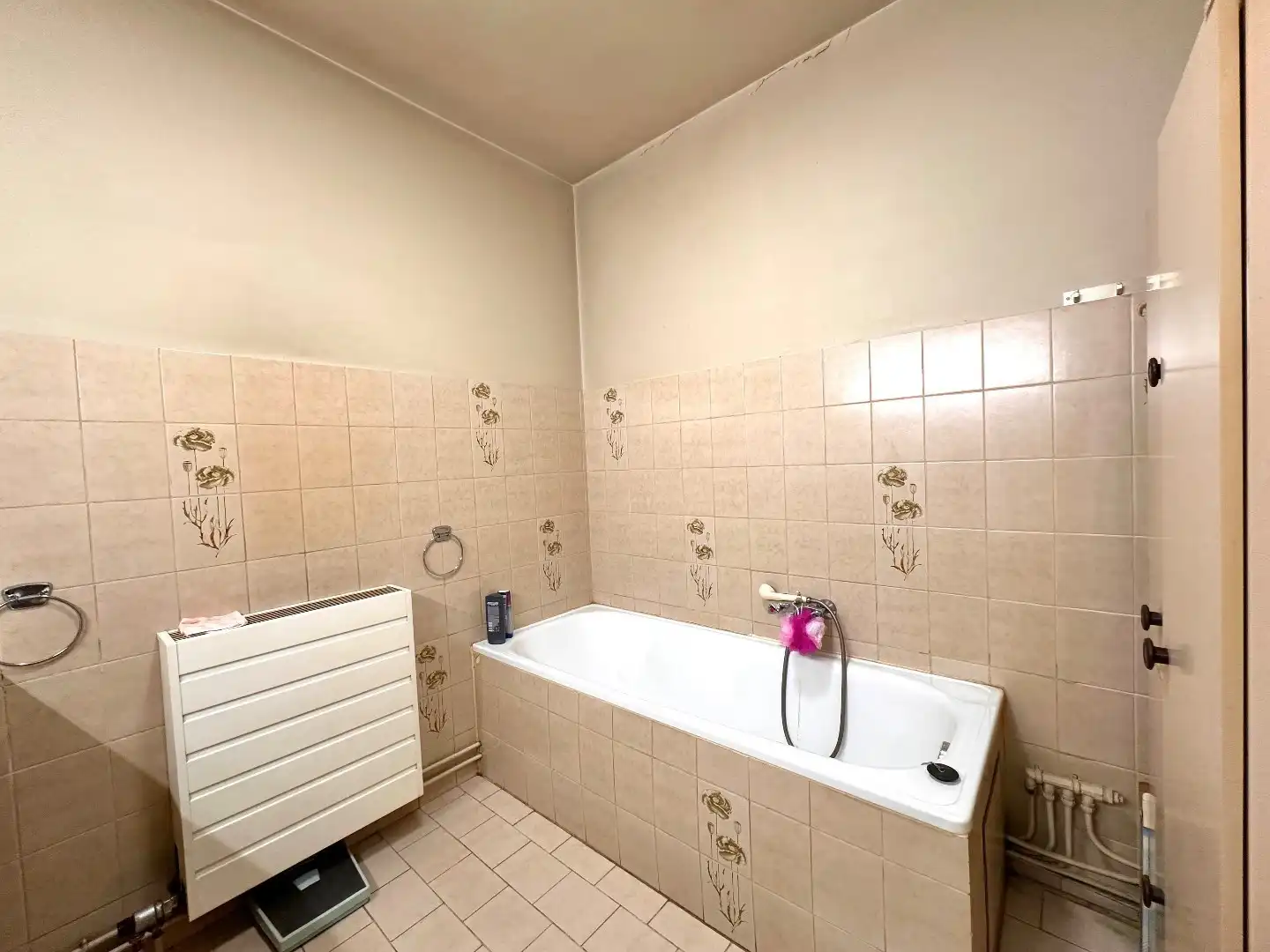 Ruim appartement met 2 slaapkamers en 2 terrassen in het centrum van Tongeren. foto 13