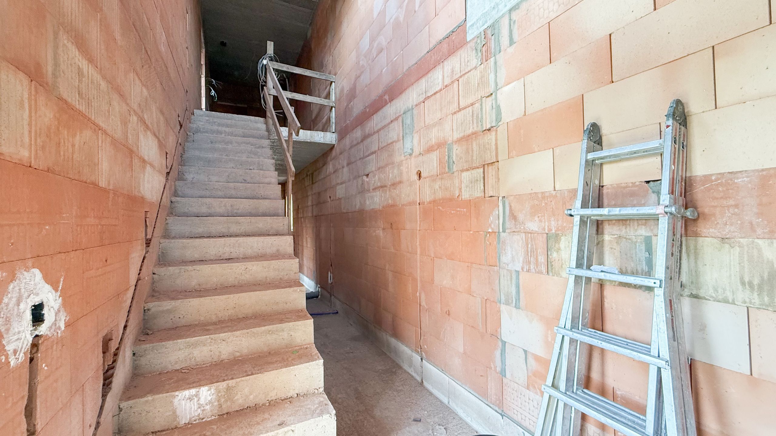 Ruim nieuwbouw casco woning met 3slk en tuin in Houthalen! foto 9