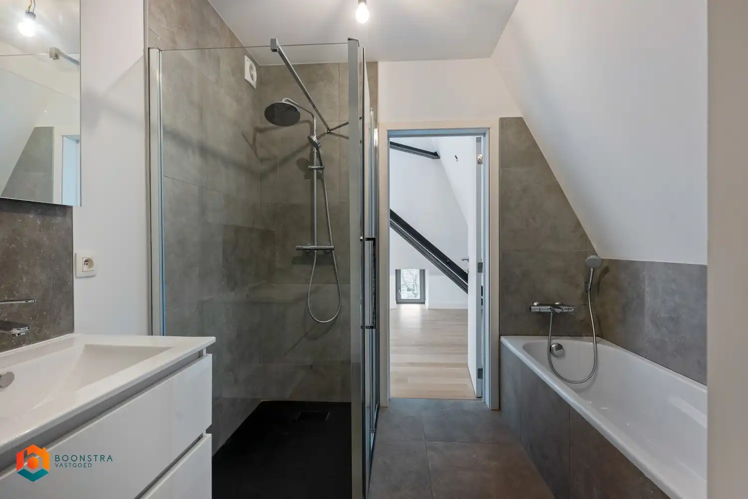 Ruimtelijke industriële loft (+/- 194 m²) met 3 slpkrs foto 22