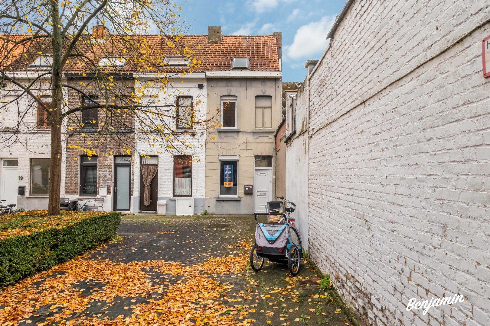 Charmante woning te koop in Kortrijk foto 2