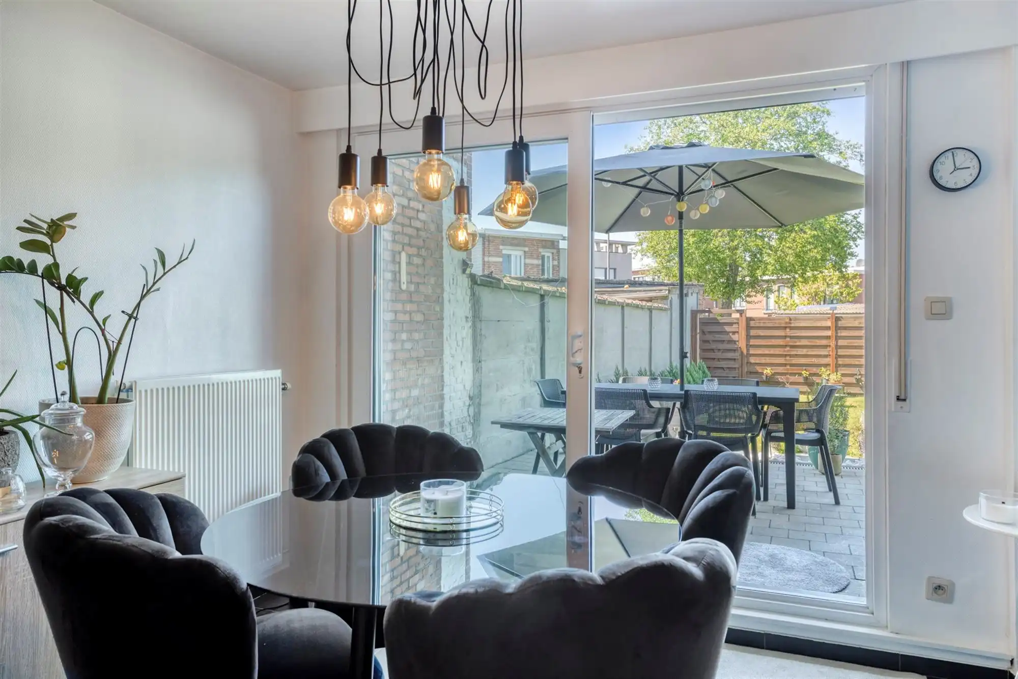 Gelijkvloers appartement met zonnige tuin (80m²) in Wilrijk foto 8