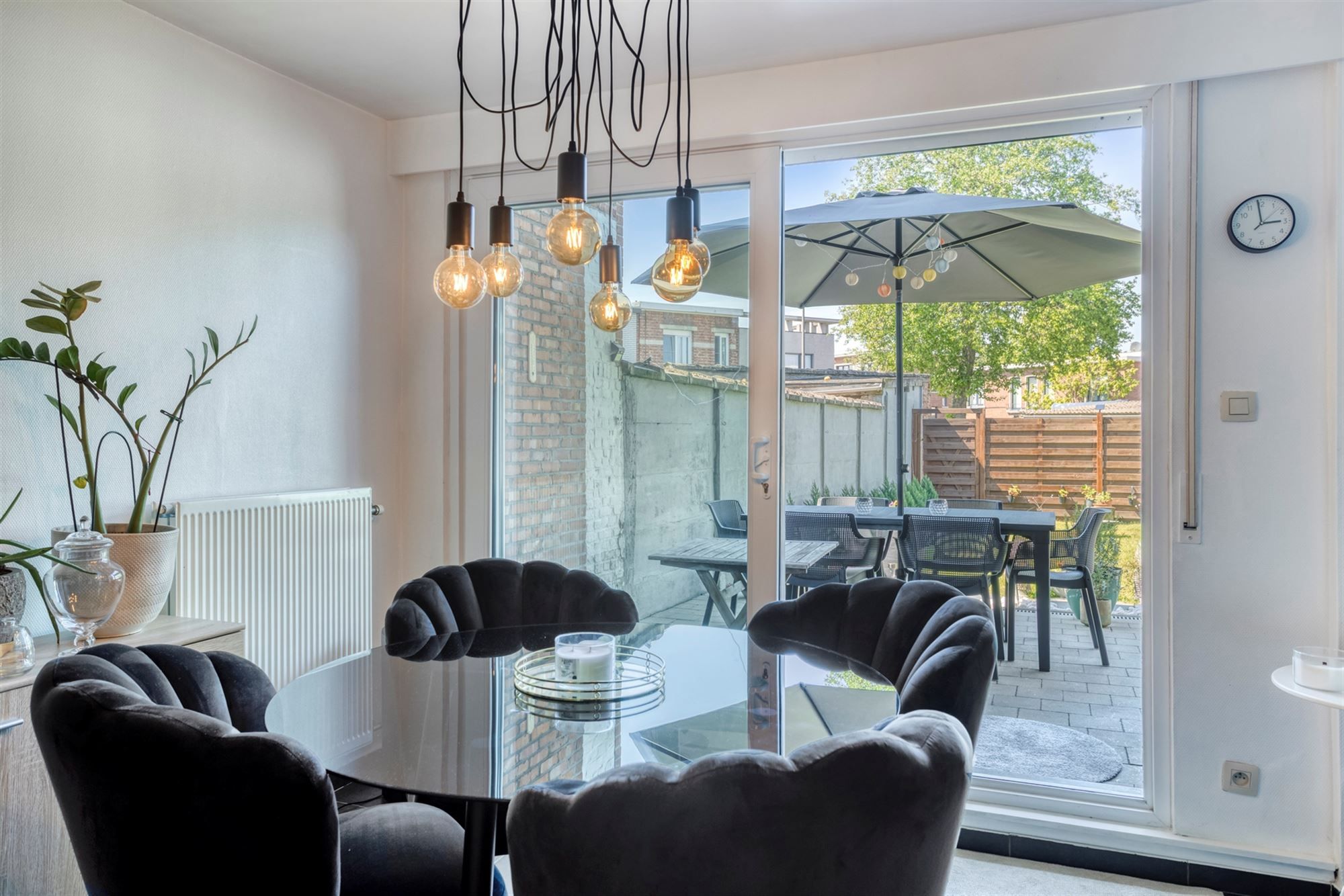 Gelijkvloers appartement met zonnige tuin (80m²) in Wilrijk foto 8