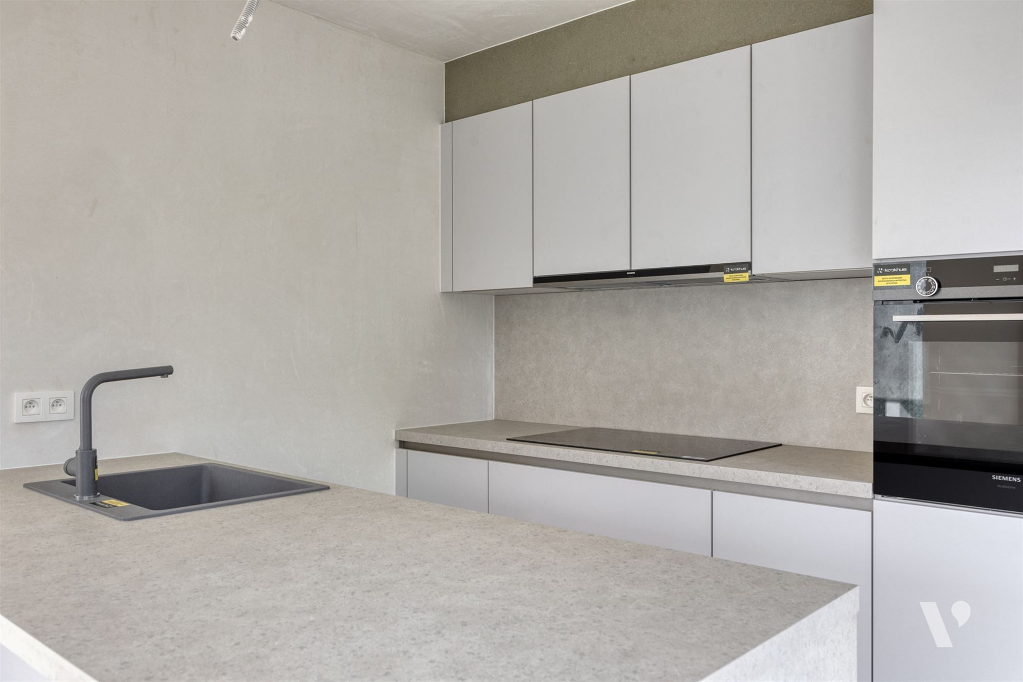 Nieuwbouwwoning in rustige omgeving foto 29