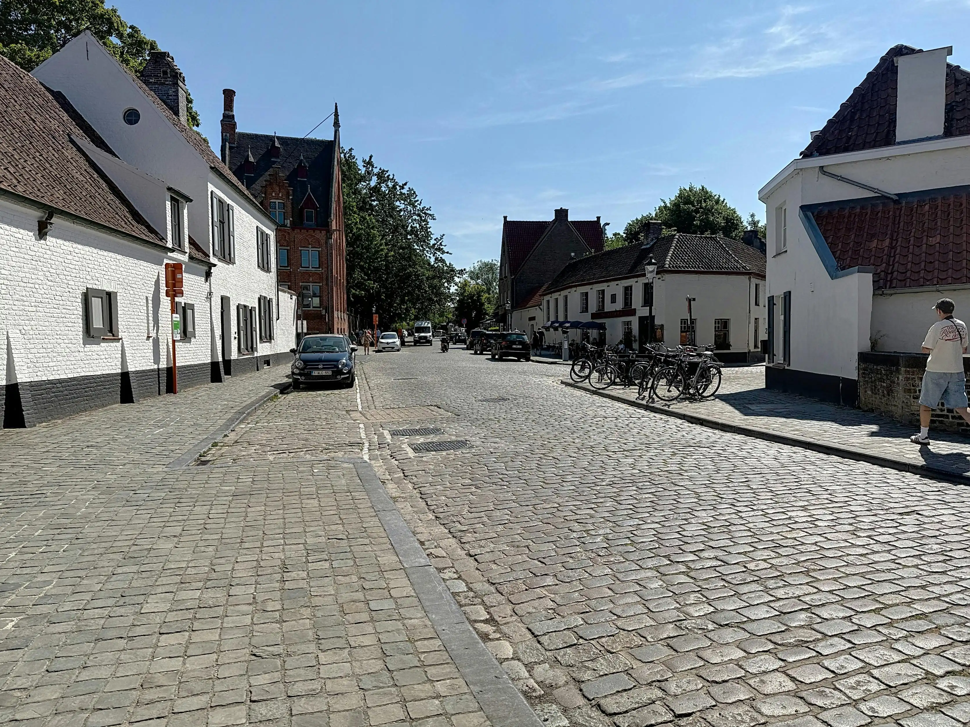 Staanplaats te koop op toplocatie in centrum Brugge foto 11