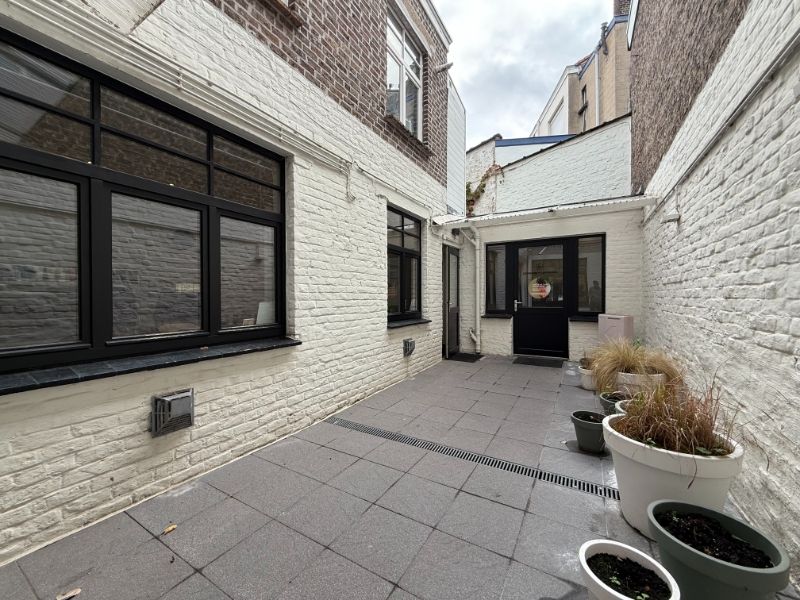 Lichtrijke handelsruimte met zicht op park – Miljoenenkwartier, Gent foto 5