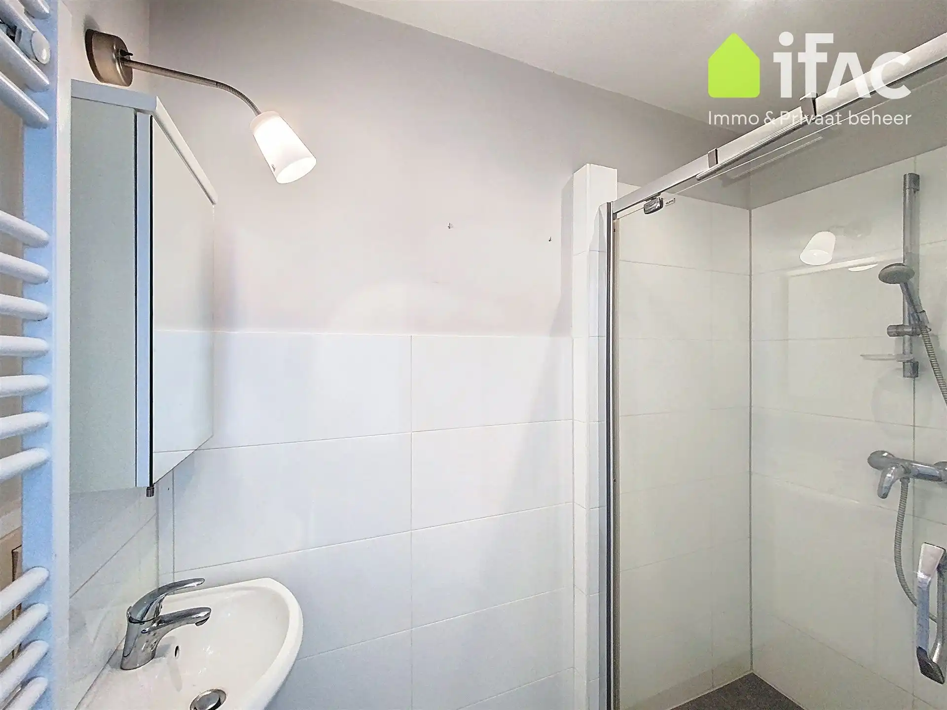 Gezellige rijwoning met 2 slaapkamers en terras foto 10