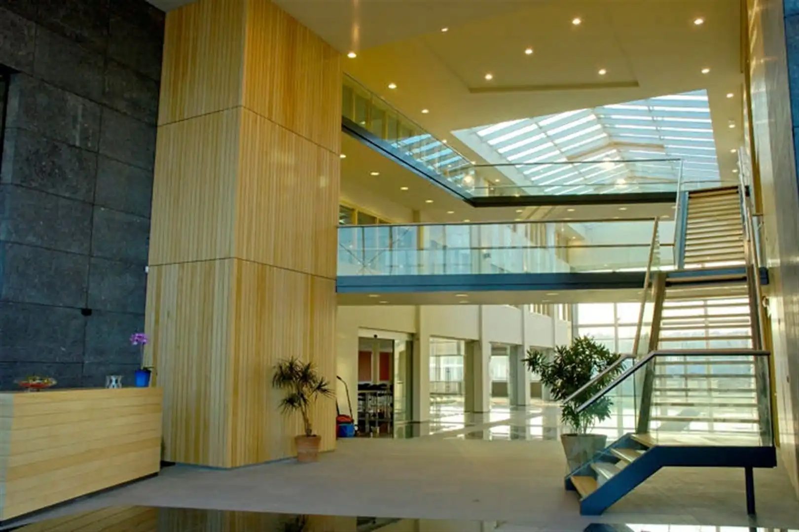 Kantoor te huur in Lummen met goede verbinding, vlakbij het Klaverblad foto 4