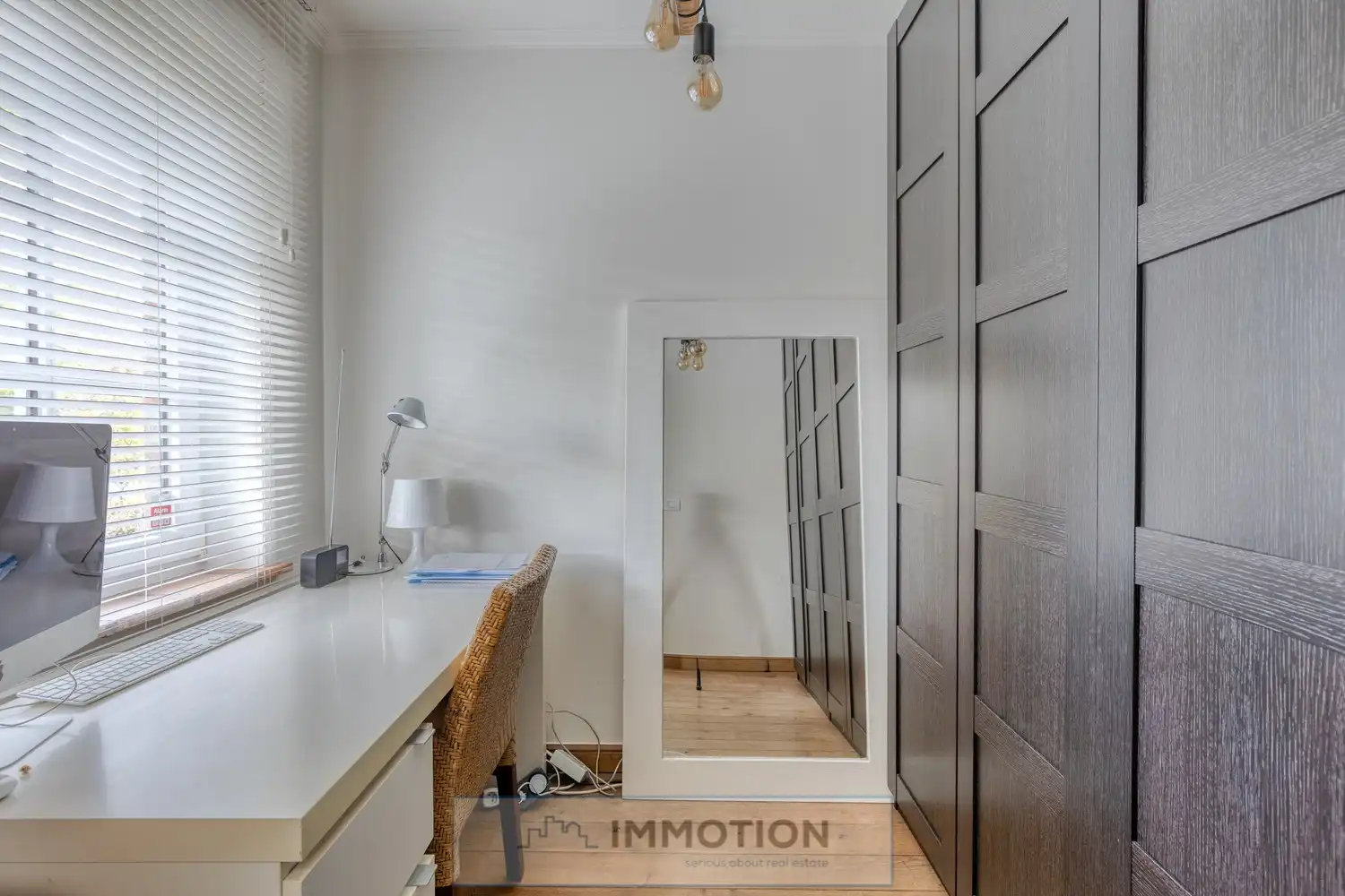 Ruime villa met 6 slaapkamers op mooi perceel in villawijk te Marke foto 5