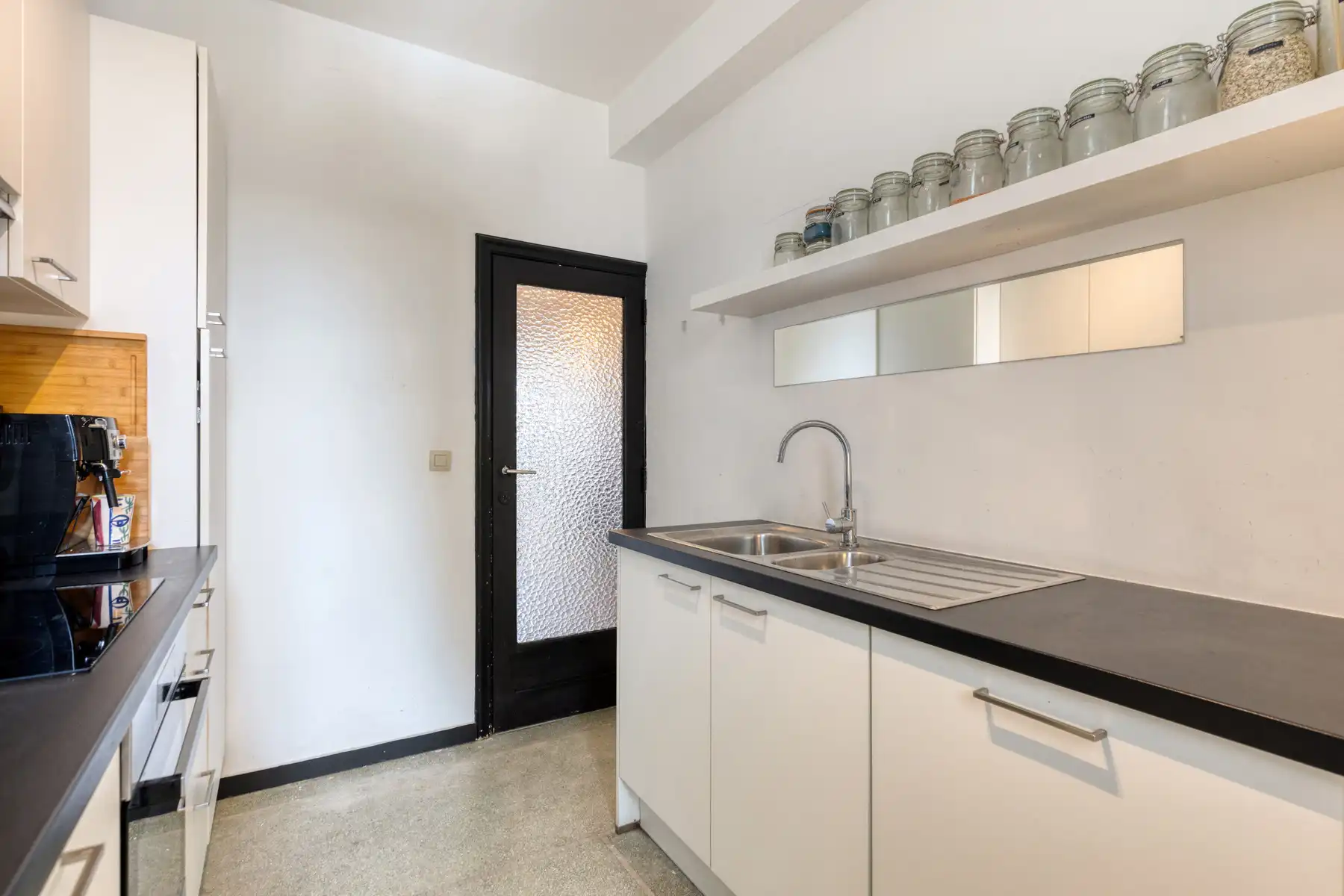 Appartement met authentieke elementen in de Harmoniewijk foto 11