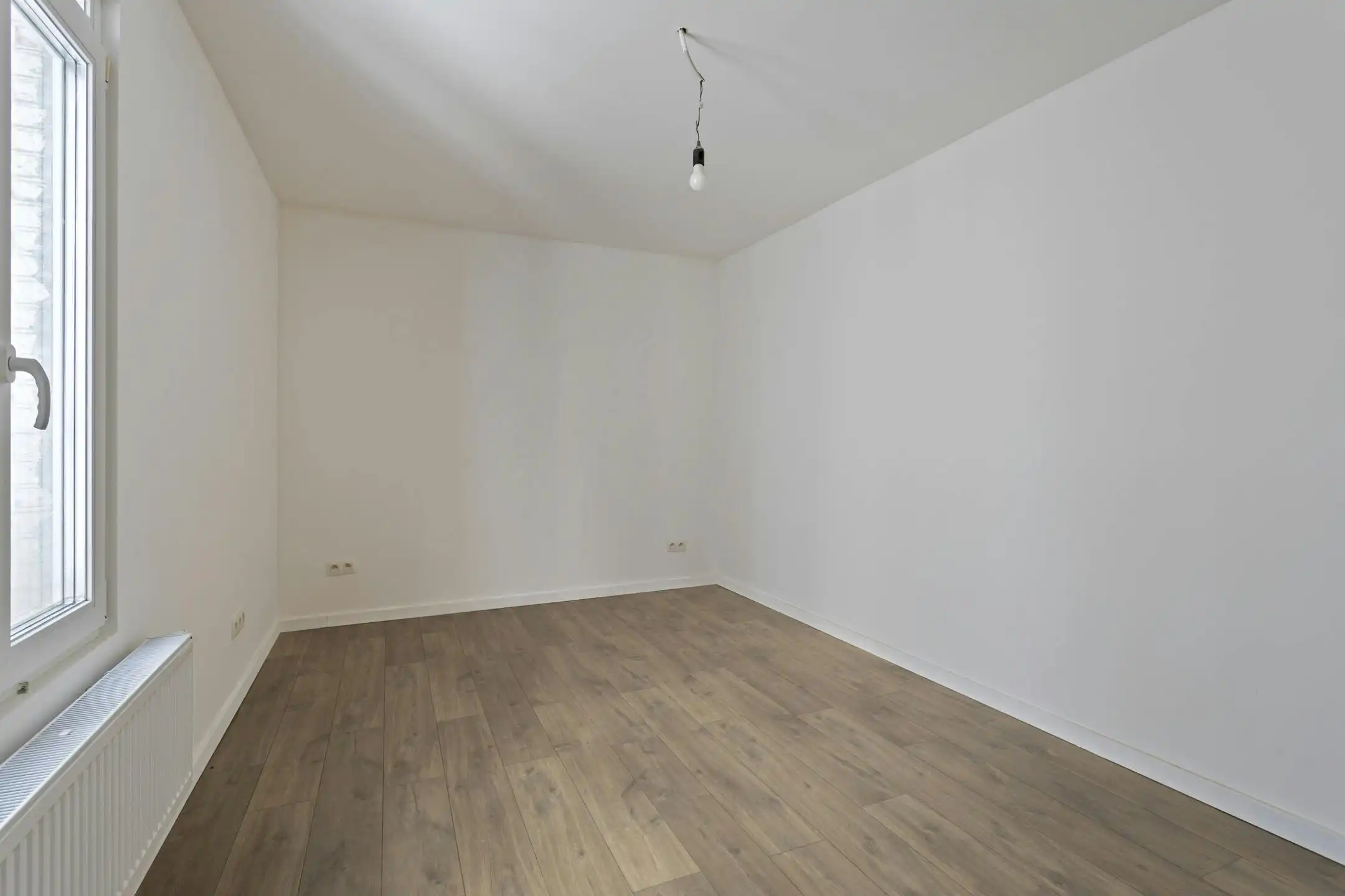 Triplex appartement te koop aan de Waalsekaai te Antwerpen foto 17
