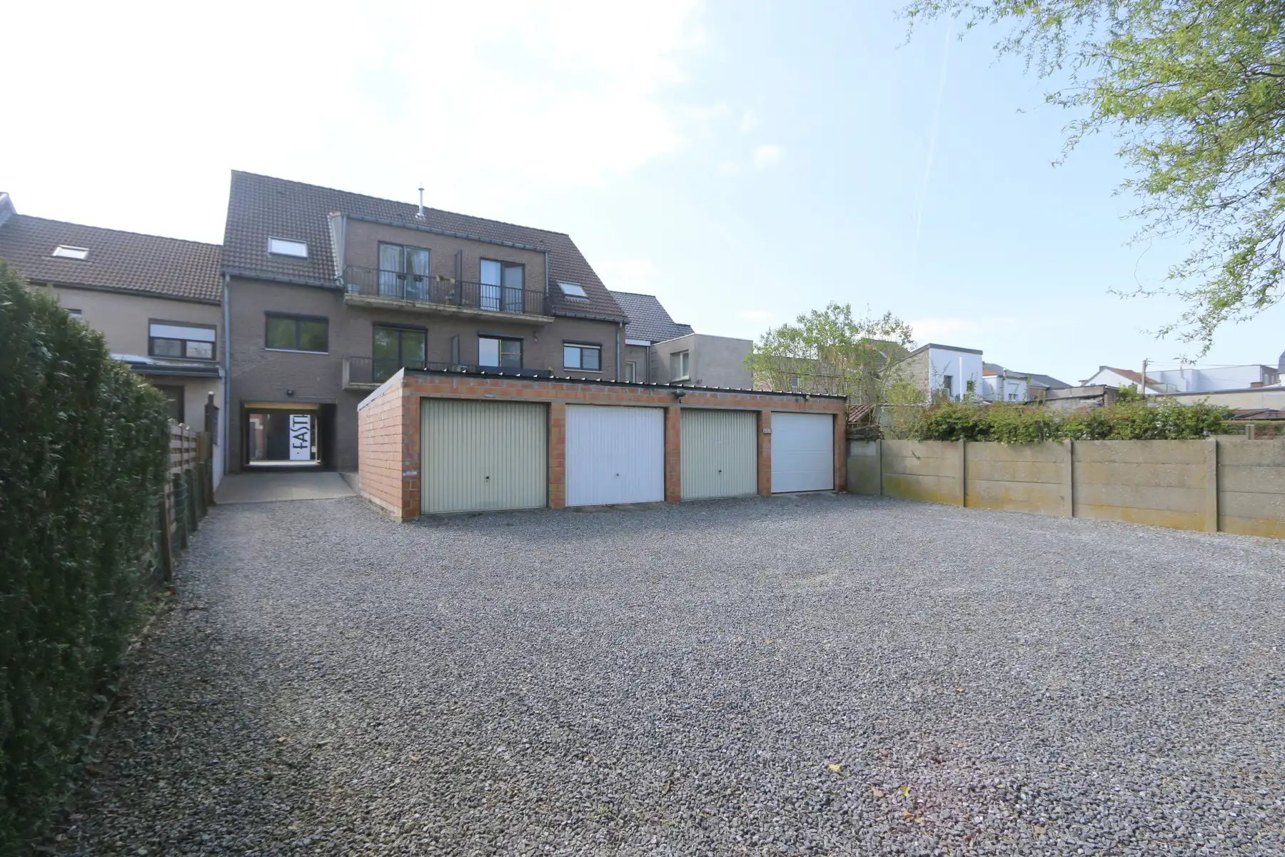 APP - 2 SLK - BALKON - GARAGE - CENTRAAL   foto 15