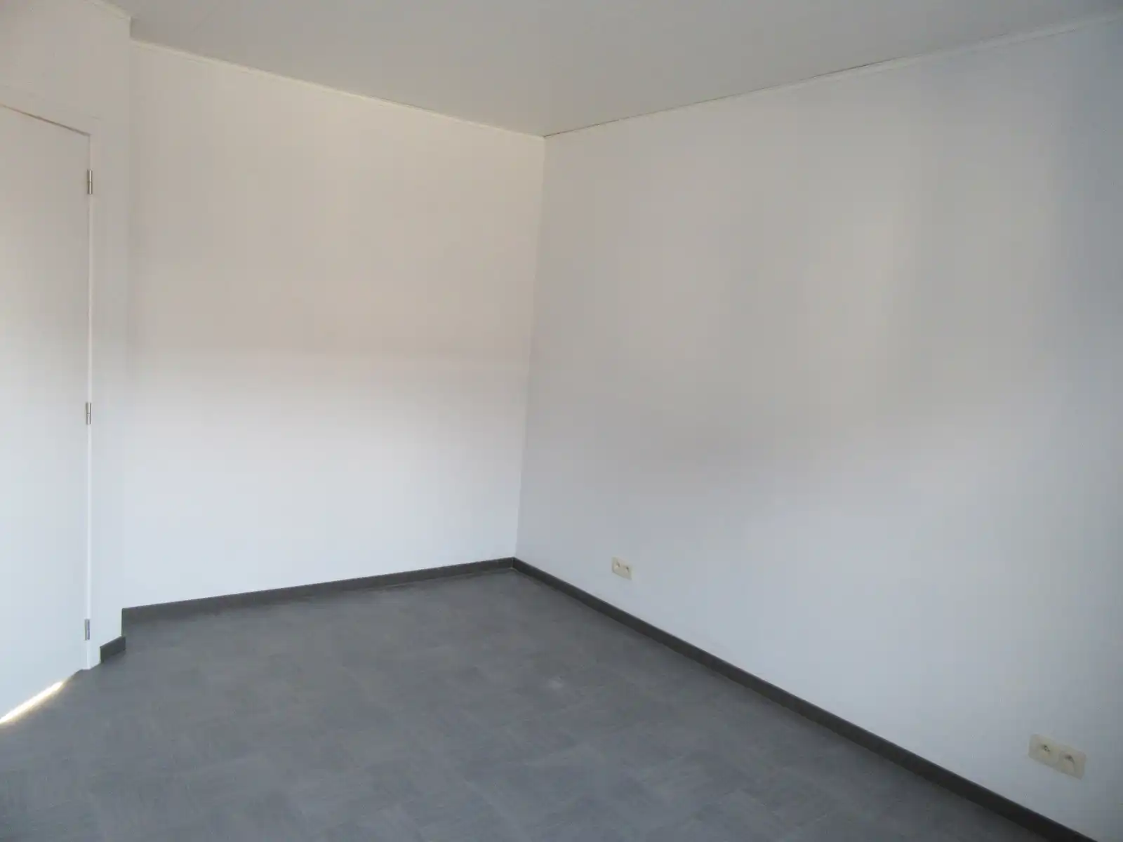  Polyvalente kantoorruimte en 2 appartementen foto 36