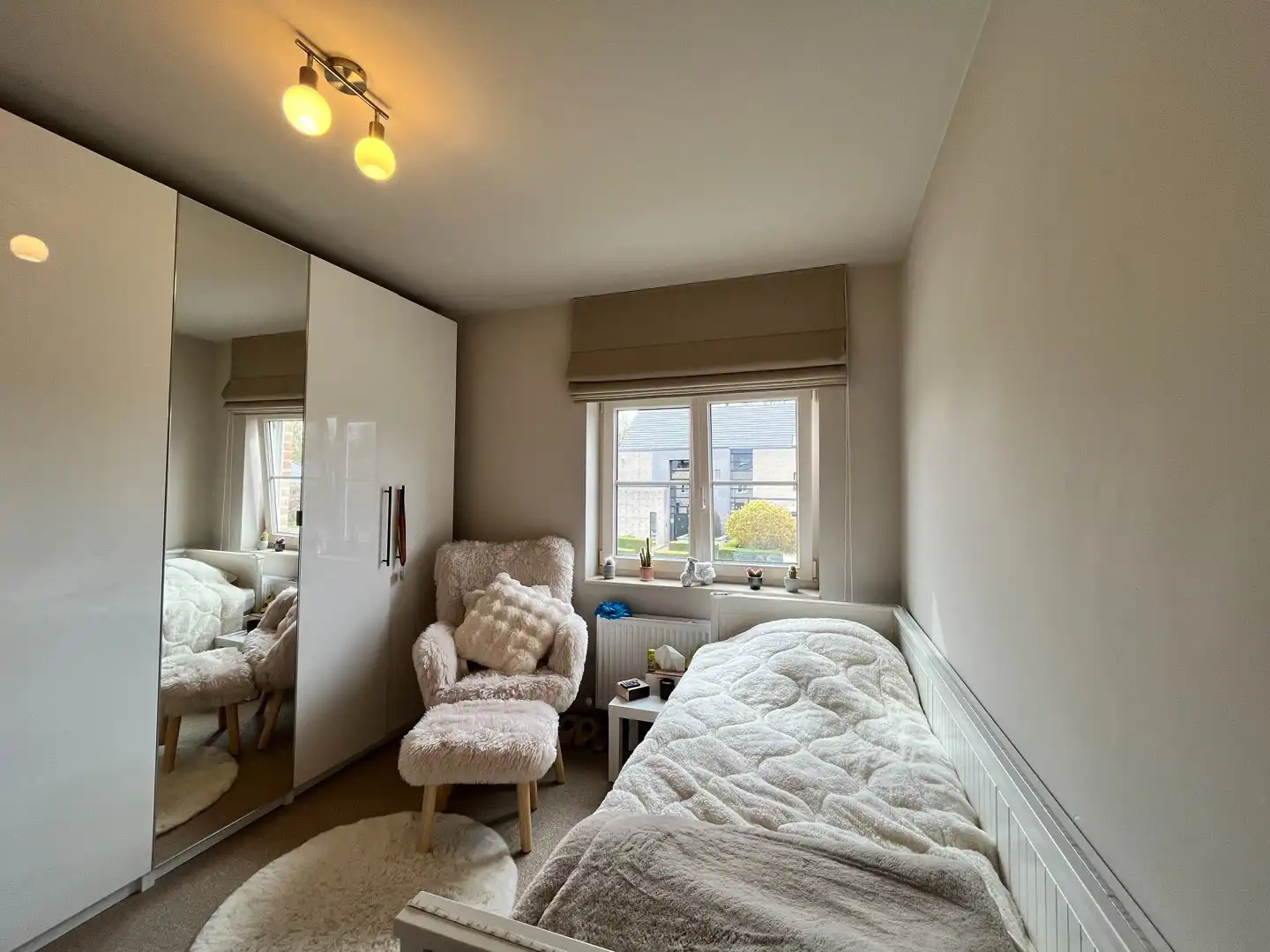 Ruim appartement met 2 slaapkamers en staanplaats te huur! foto 9