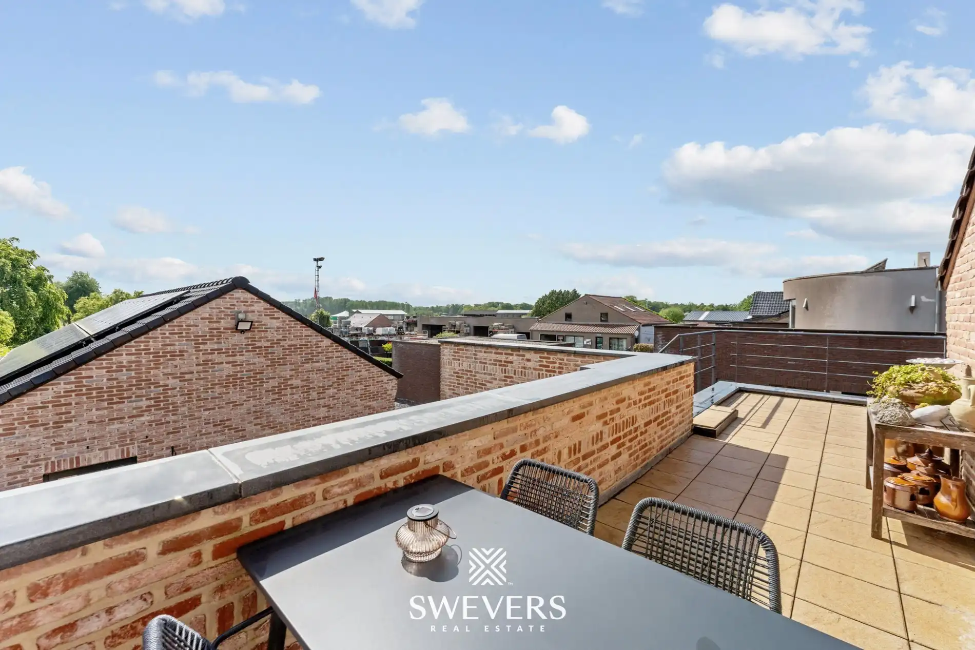 Ruim (137m²) en energiezuinig (label B) appartement met zonnig terras met zicht op agrarisch gebied te Diepenbeek foto 16