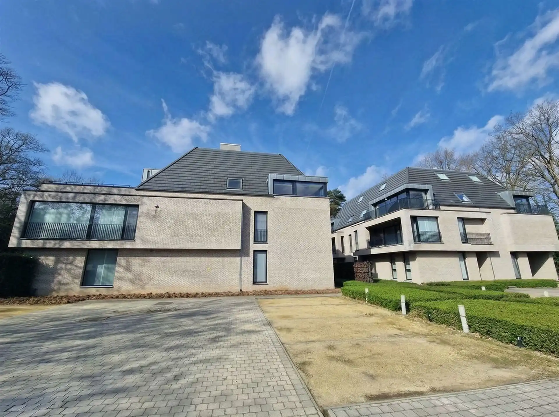 2-Slaapkamer Appartement met ruim terrassen foto 2