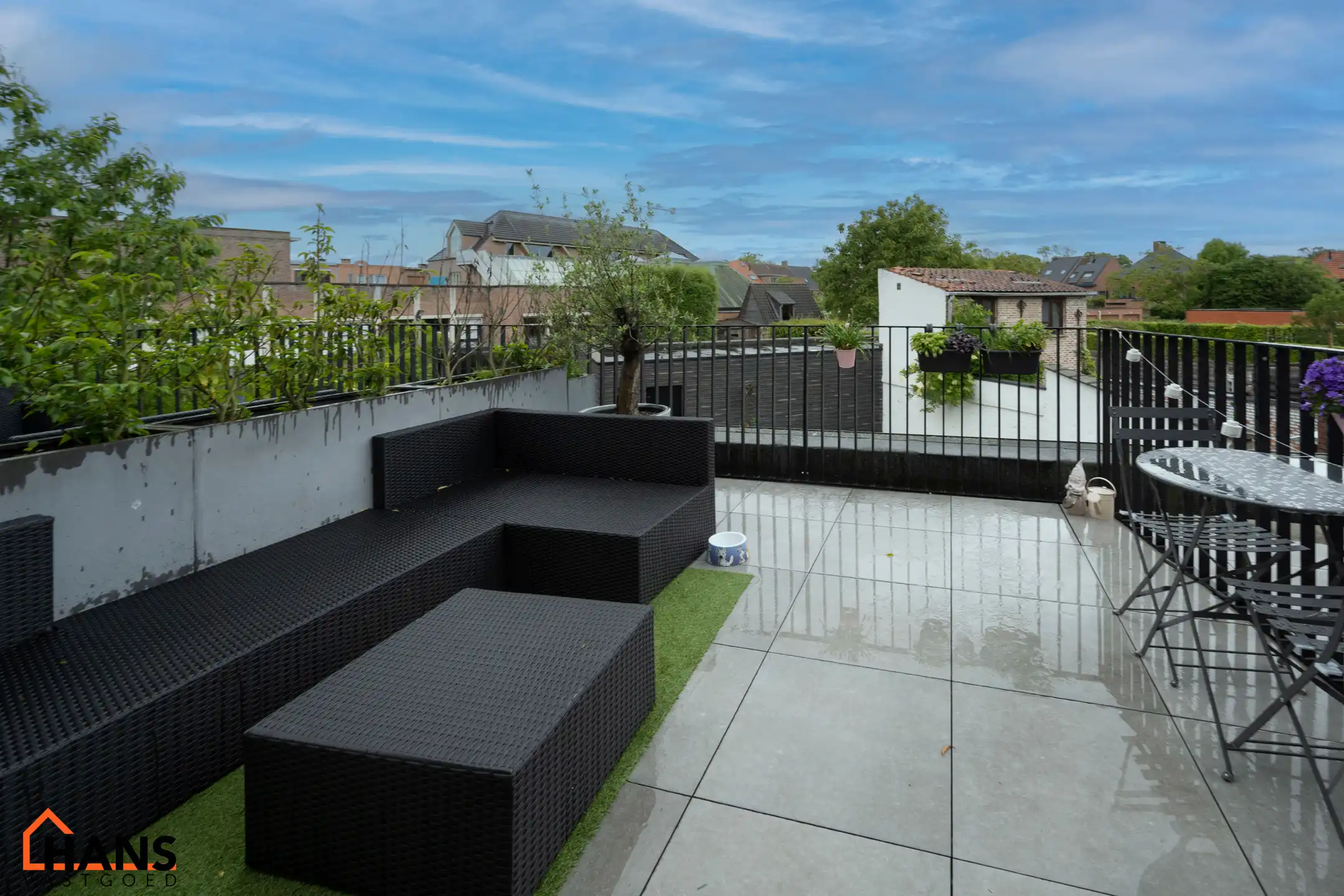 Appartement met garagebox en staanplaats. foto 12