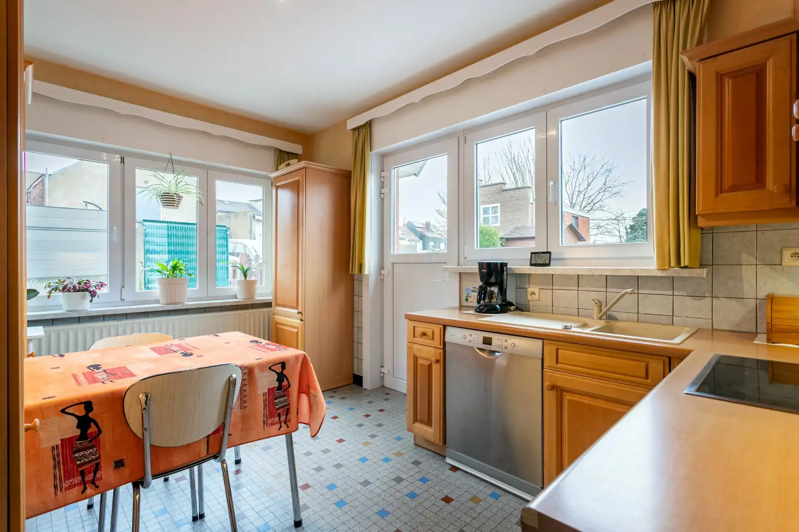 Woning  op 7a80, met 4 slpks, garage en ruime tuin foto 7