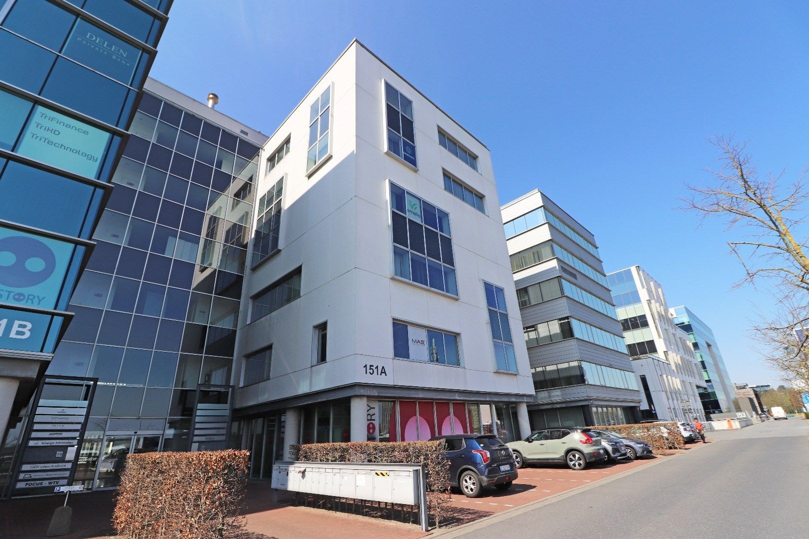 Kantoor op toplocatie foto {{pictureIndex}}