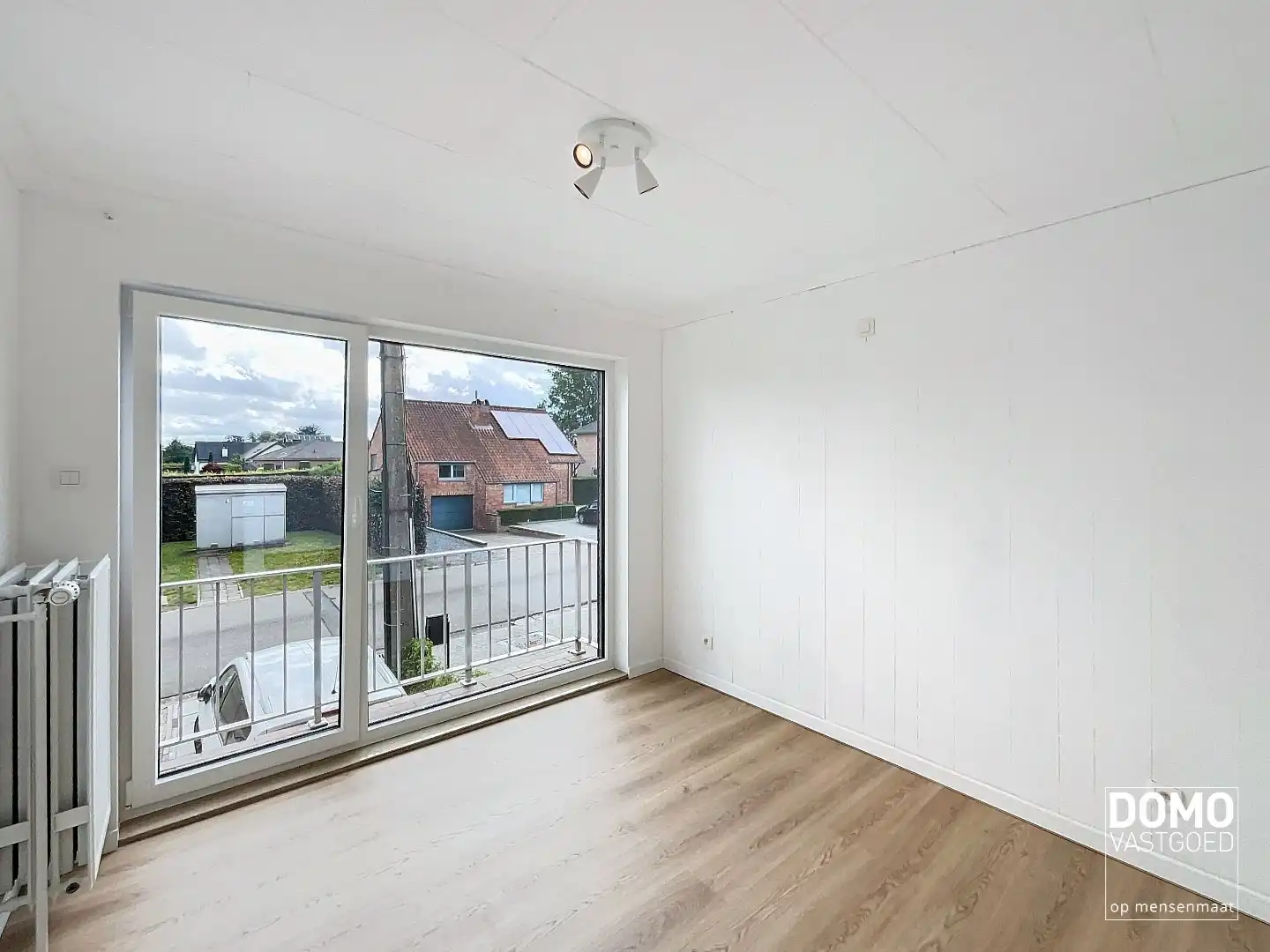 Gerenoveerde woning met tuin en inpandige garage gelegen te Spalbeek, 2 slaapkamers, 140m² bewoonbare oppervlakte, Energielabel C foto 8