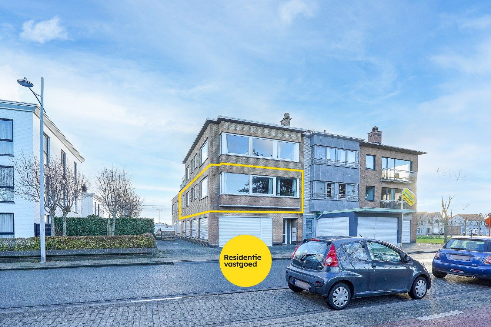 Ruim 3-slaapkamerappartement met open zicht te Bredene foto {{pictureIndex}}