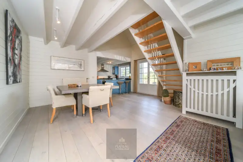 Charmante Mi Casa-villa op 1271m² op slechts 400 meter van zee. foto 9