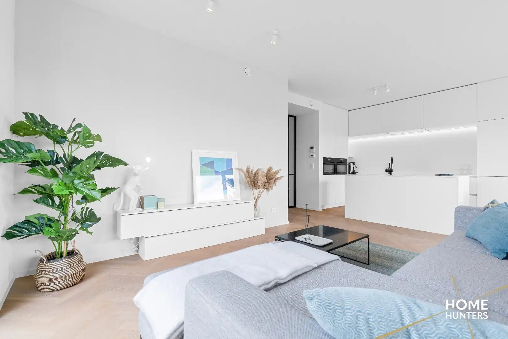 Luxueus appartement met zonnig terras in het hart van het historische stadscentrum van Ieper foto 5