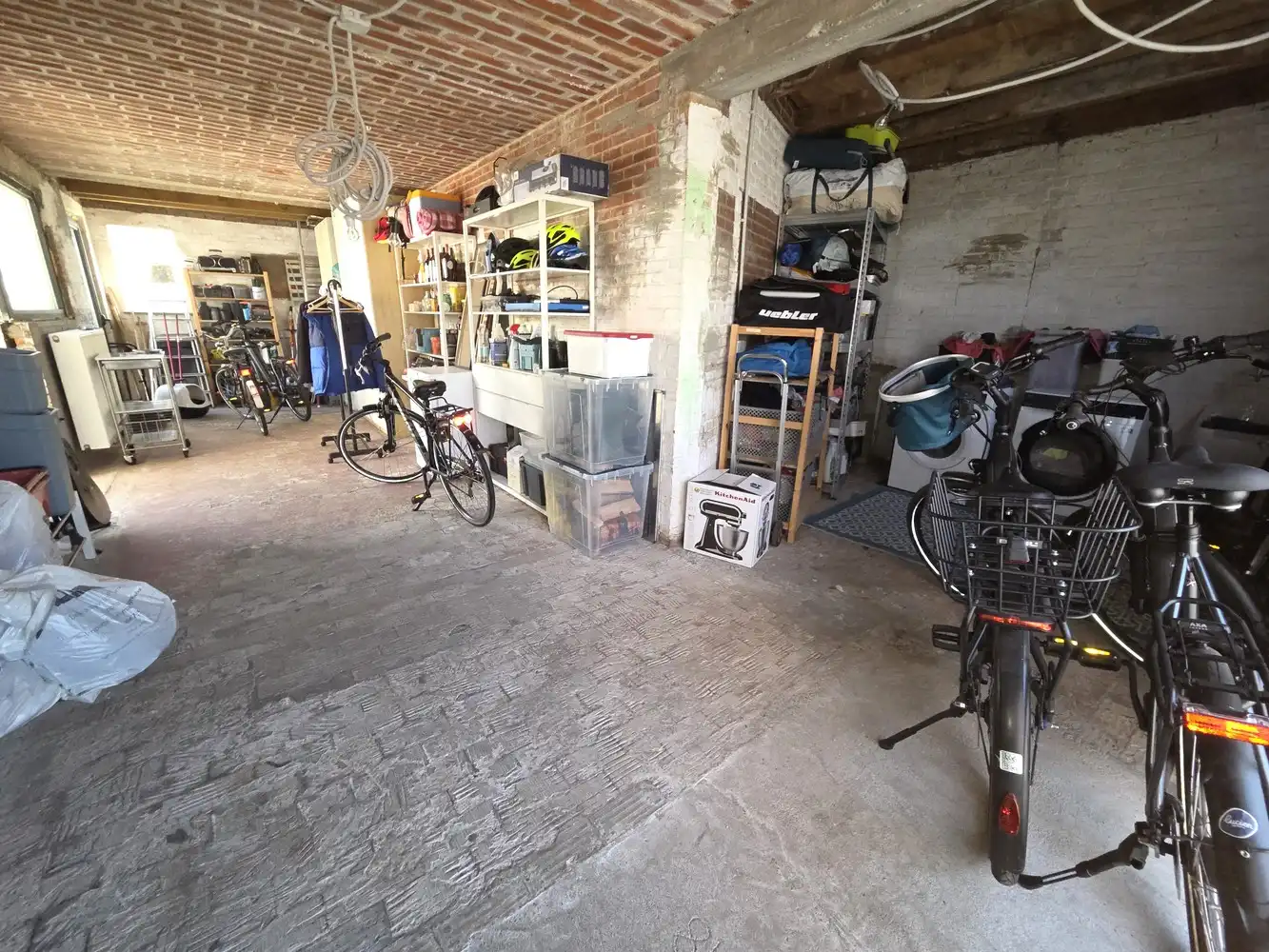 Zeer rustig gelegen woning in Mariaburg, gerenoveerd en voorzien van 3 slaapkamers en ruime garage aanbouw foto 13