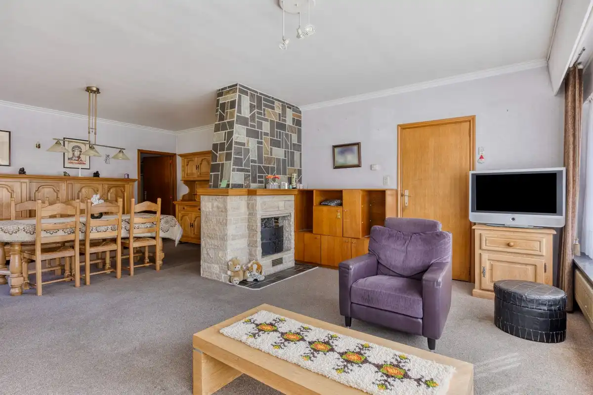 Gelijkvloerswoning met oa 3 slaapkamers in een rustige doodlopende straat. foto 4