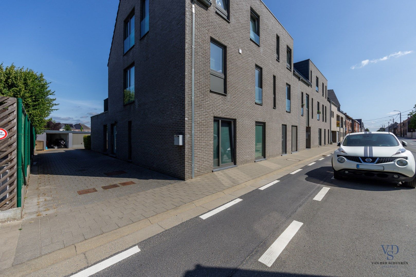 Gelijkvloers 2 slpk-appartement met terras foto 32