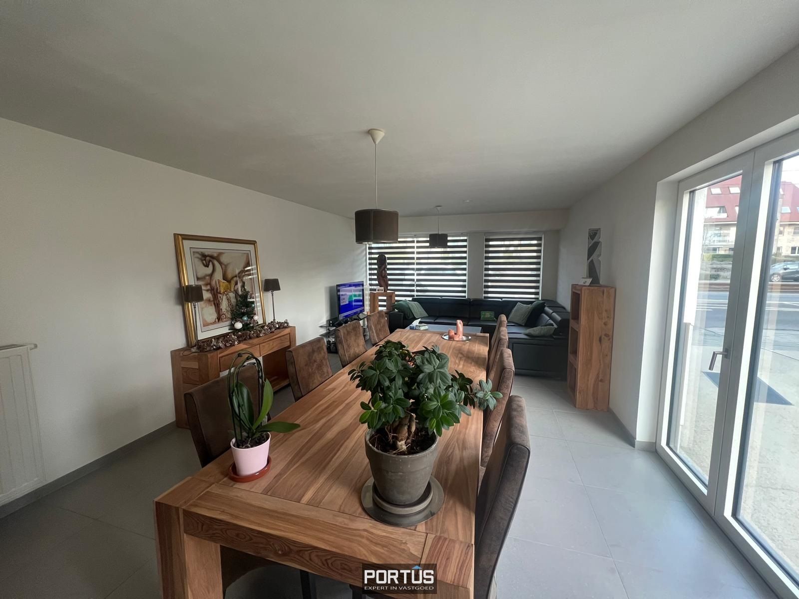 Appartement met berging en parking te huur foto {{pictureIndex}}