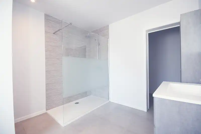 --- NIEUW --- Ruime, volledig gerenoveerde woning (±164m²) met 4 slaapkamers foto 9