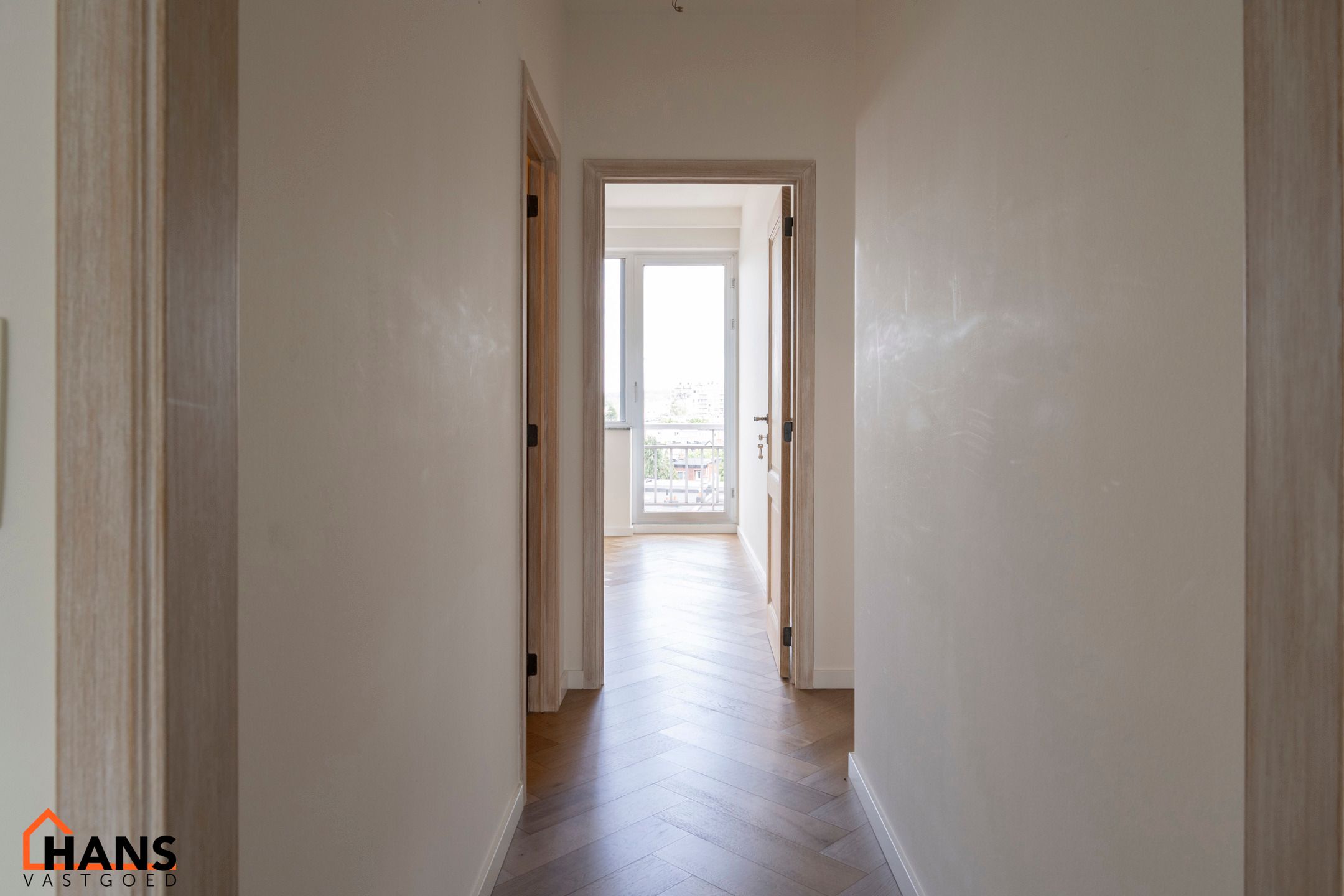 Instapklaar appartement met garagebox. foto 7